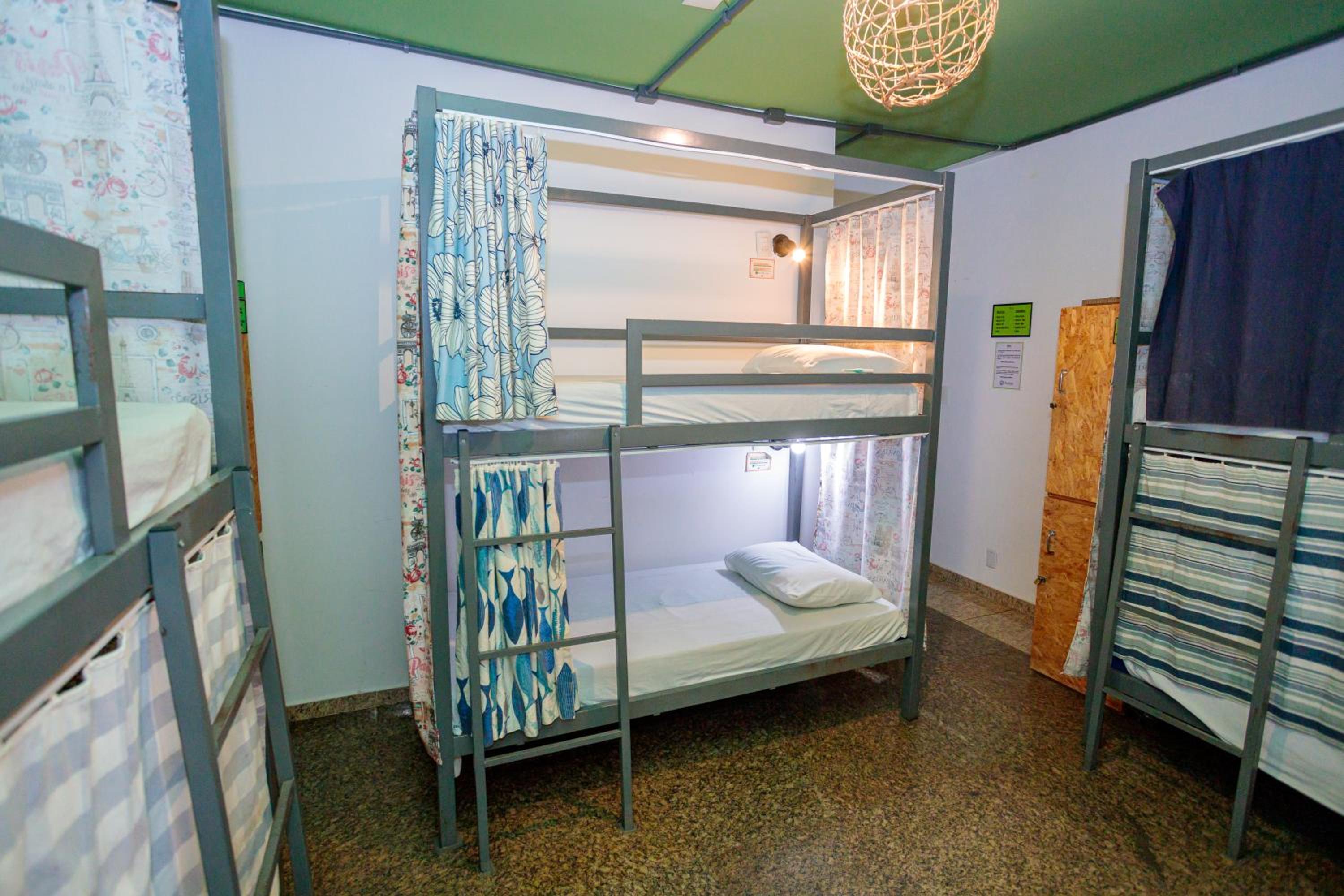  Bed in 6-Bed Mixed Dormitory Room  photo 3