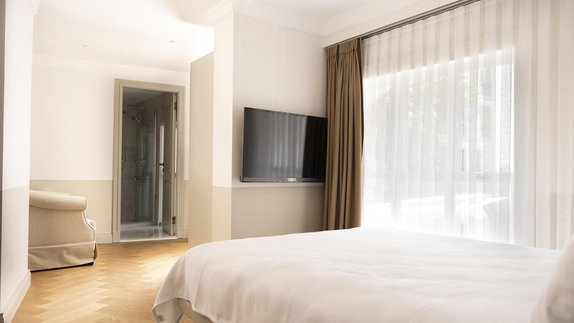 Deluxe Double Room photo 3
