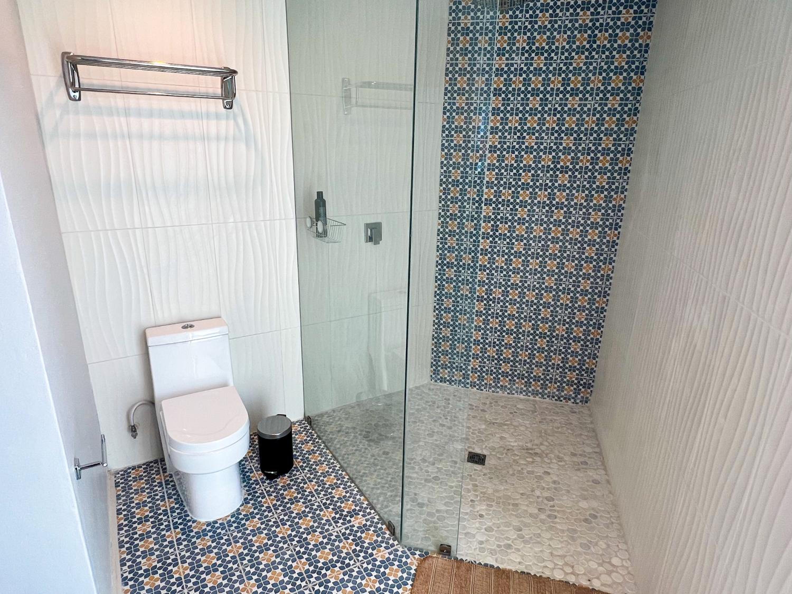 Double or Twin Room with Terrace - Photo 11
