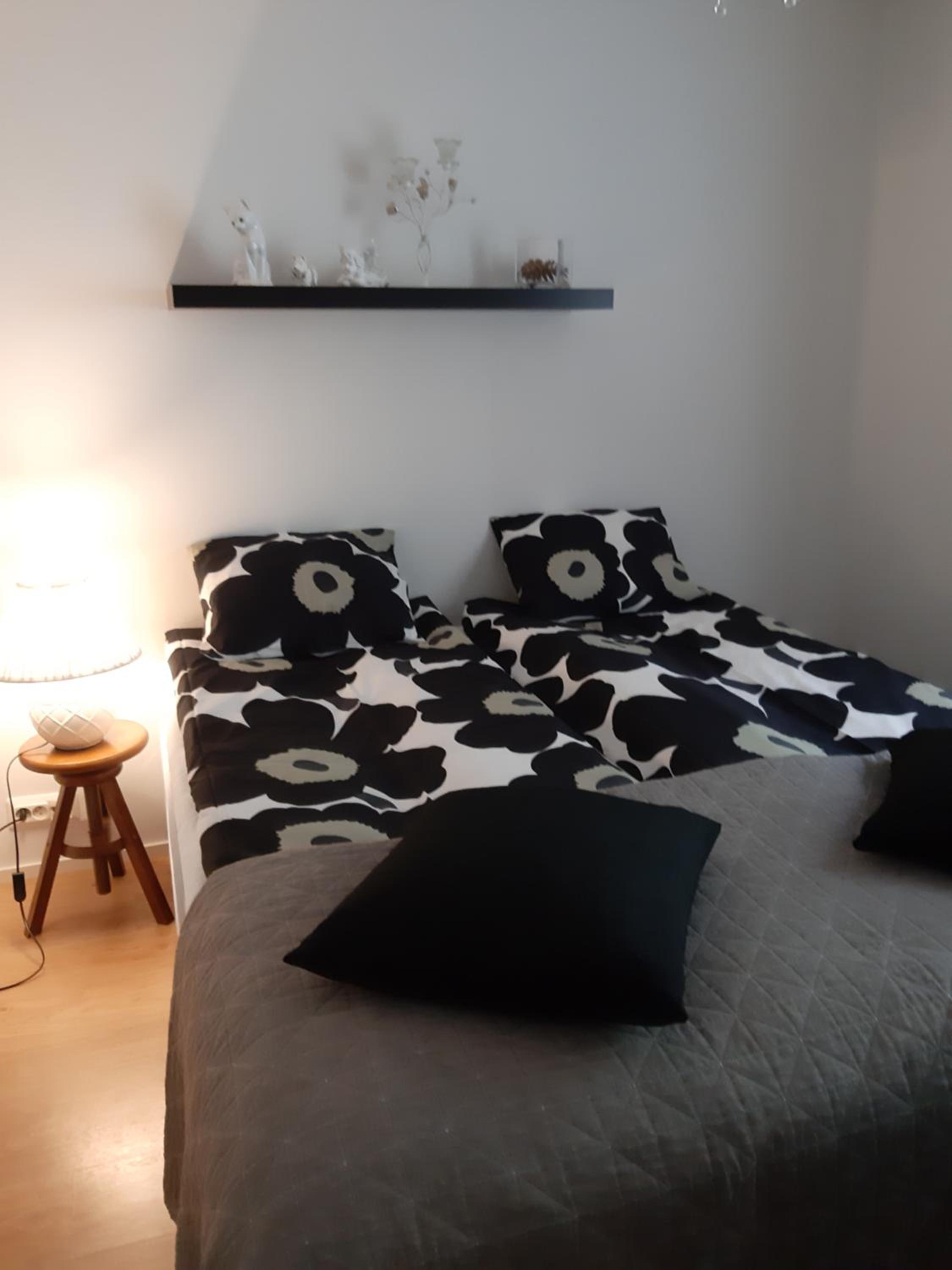 One-Bedroom Apartment photo 3