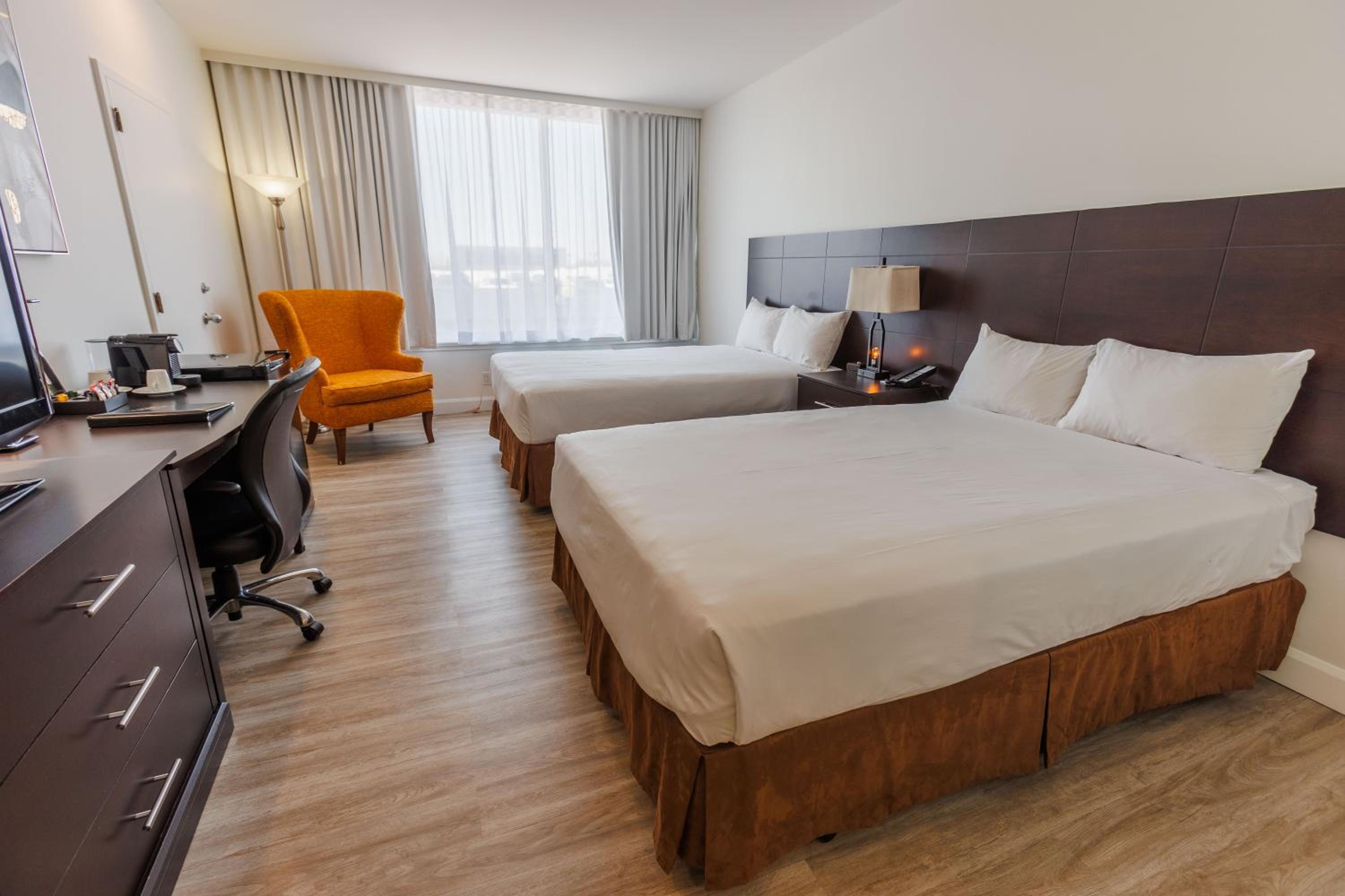 Signature 1 King Bed