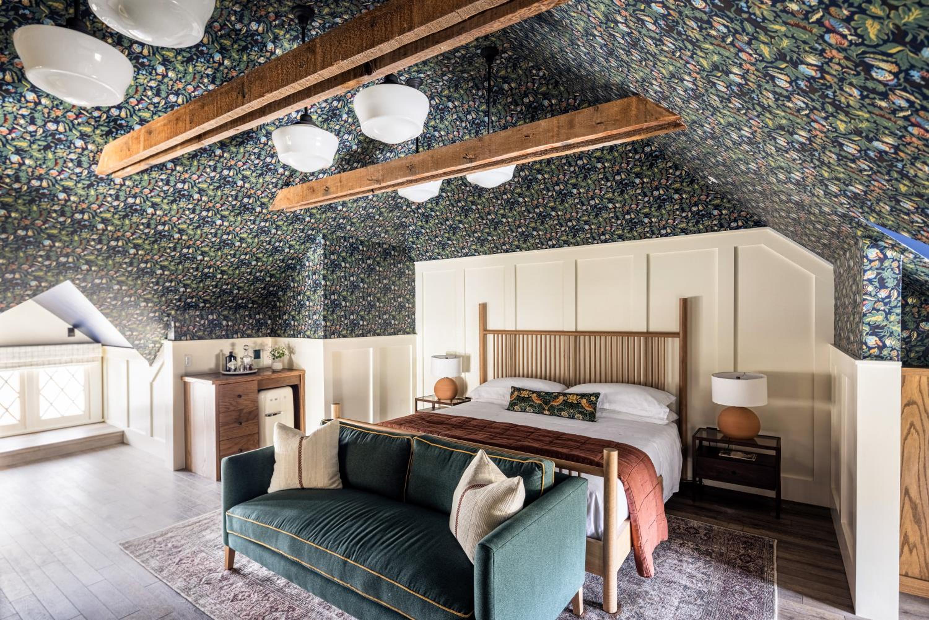 Superior King Room photo 1