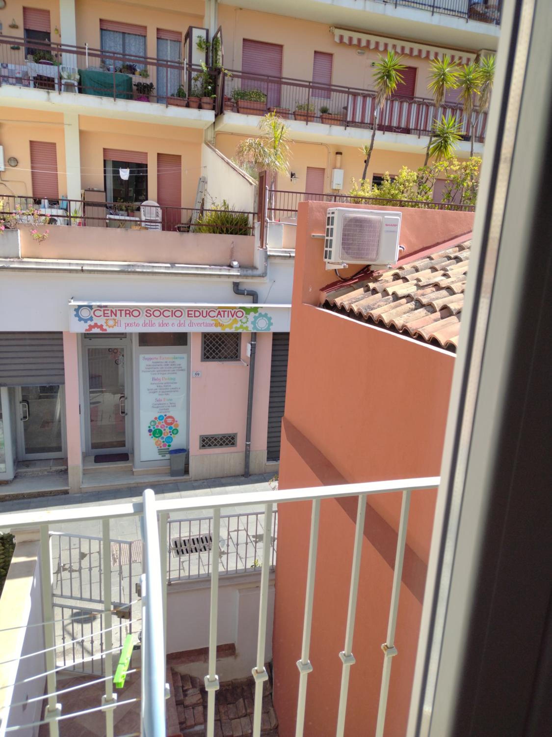 Apartment with Balcony photo 3