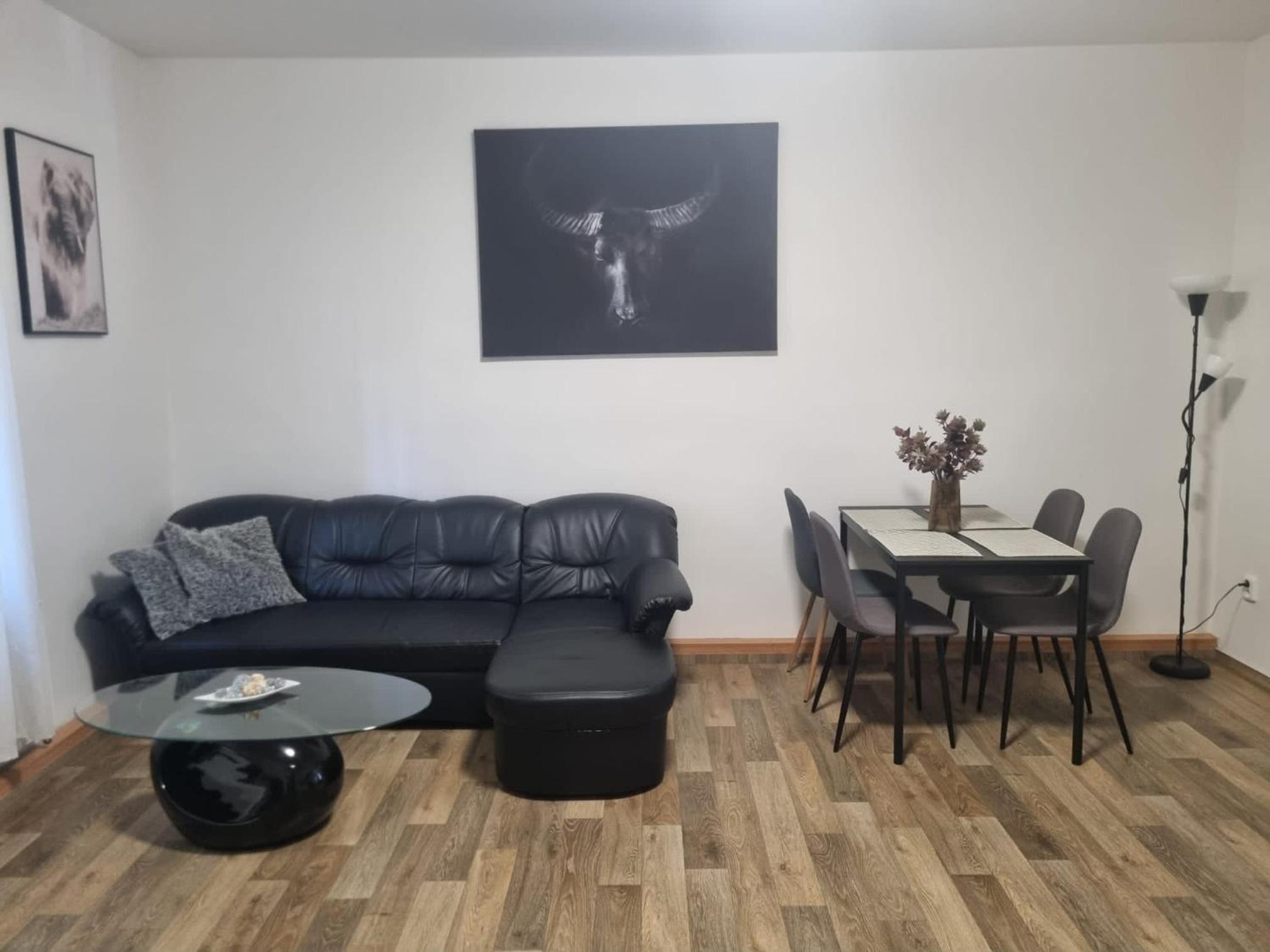 One-Bedroom Apartment - Photo 14
