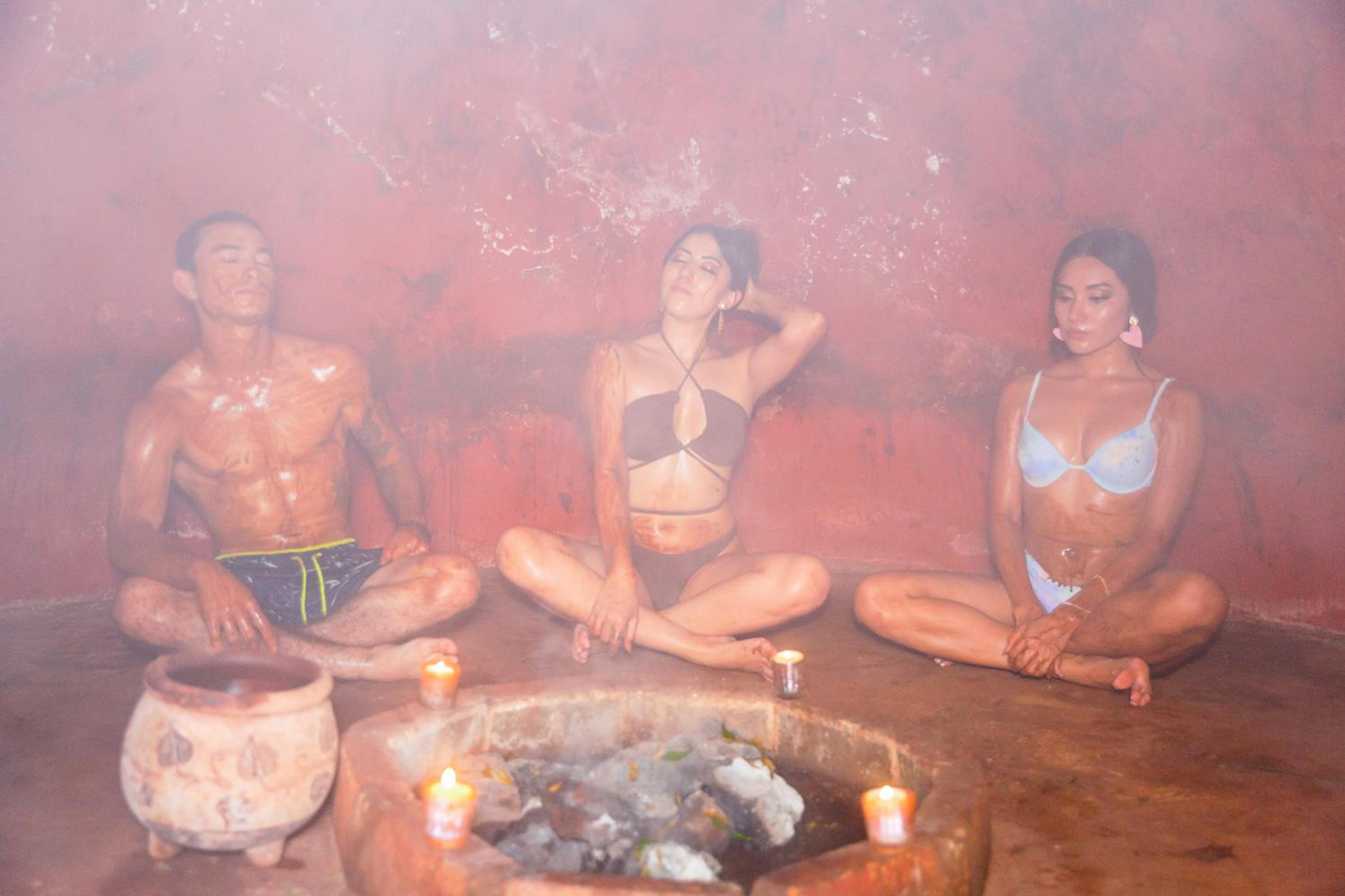 Double Room with Temazcal Experience and Pool View photo 3