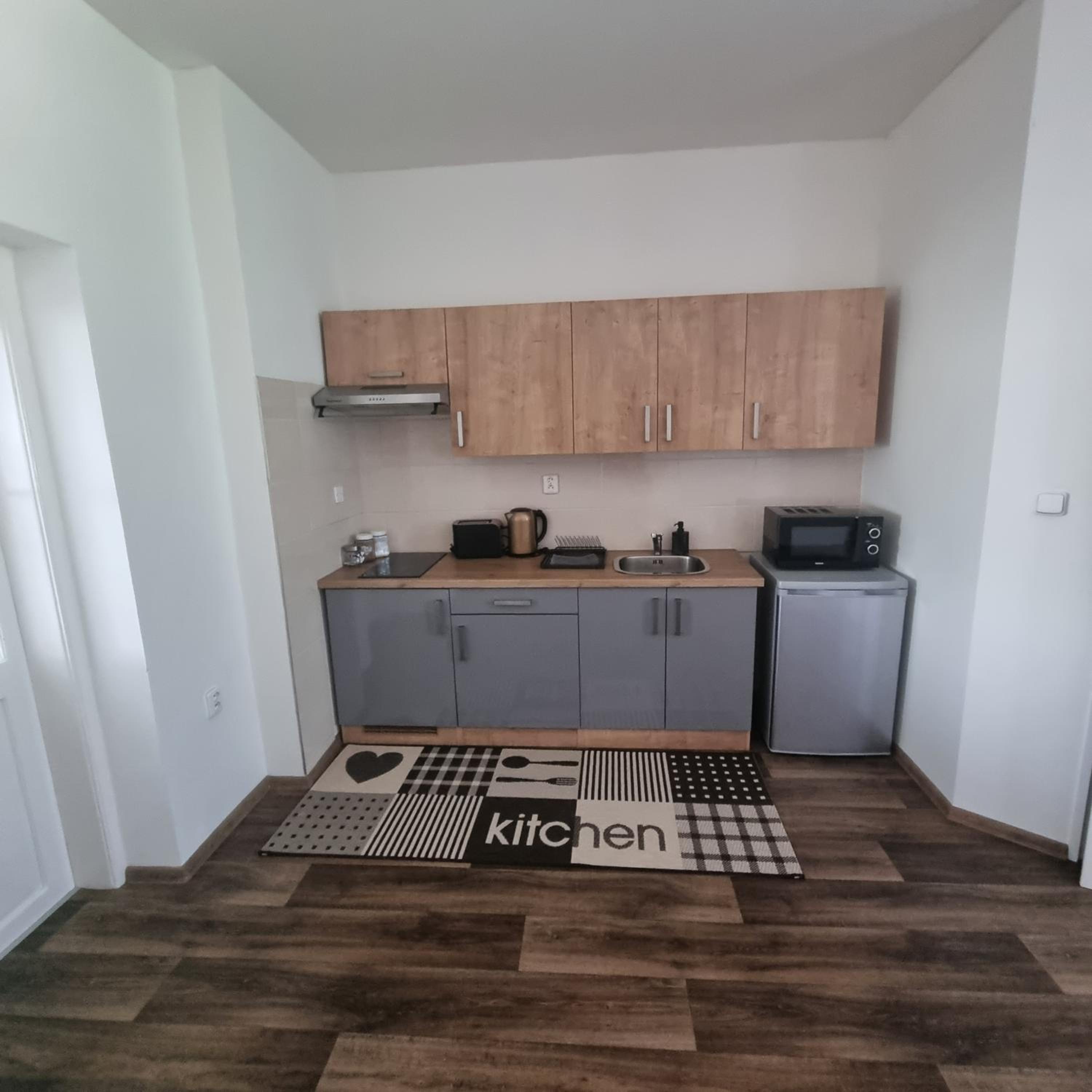 One-Bedroom Apartment - Photo 31