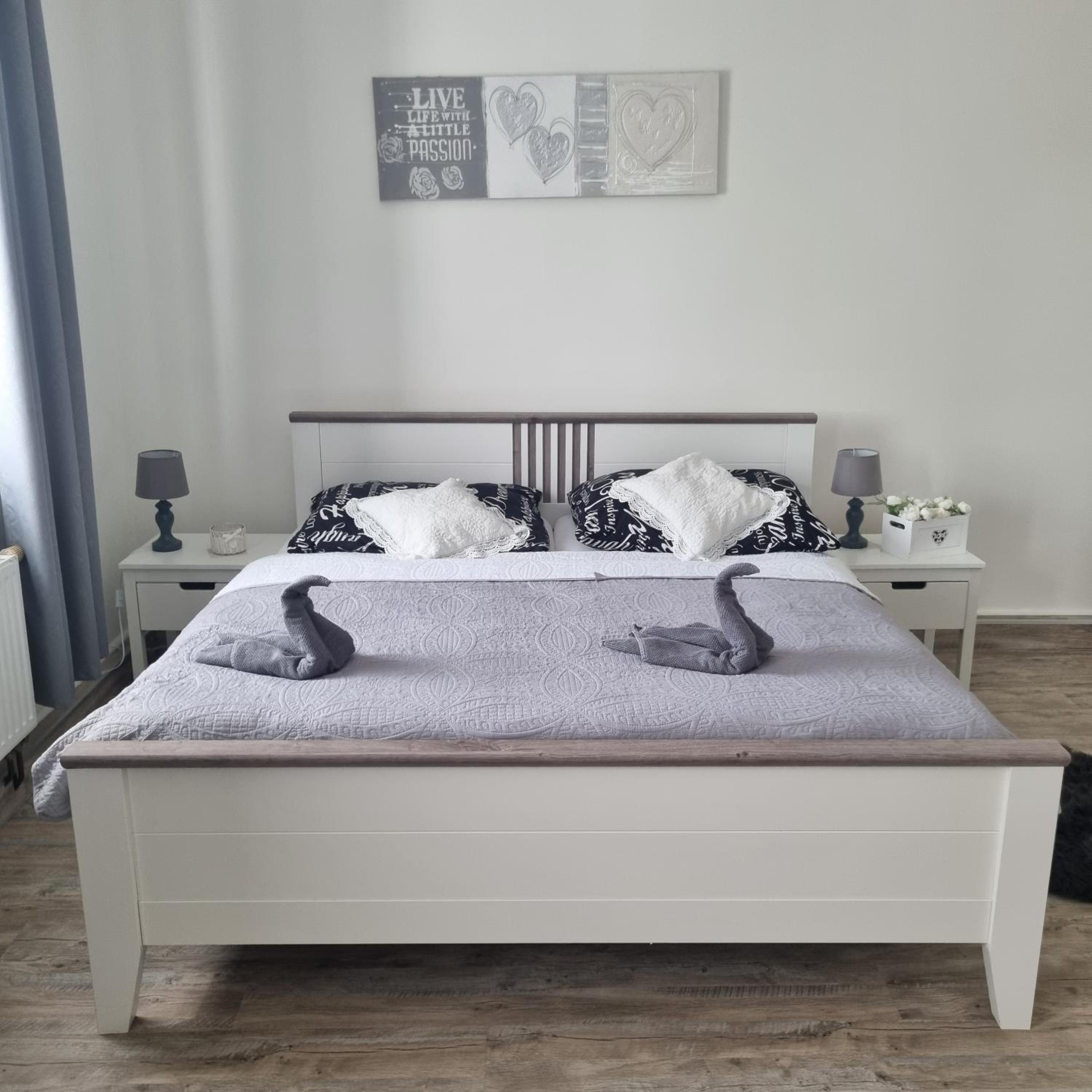 One-Bedroom Apartment - Photo 23