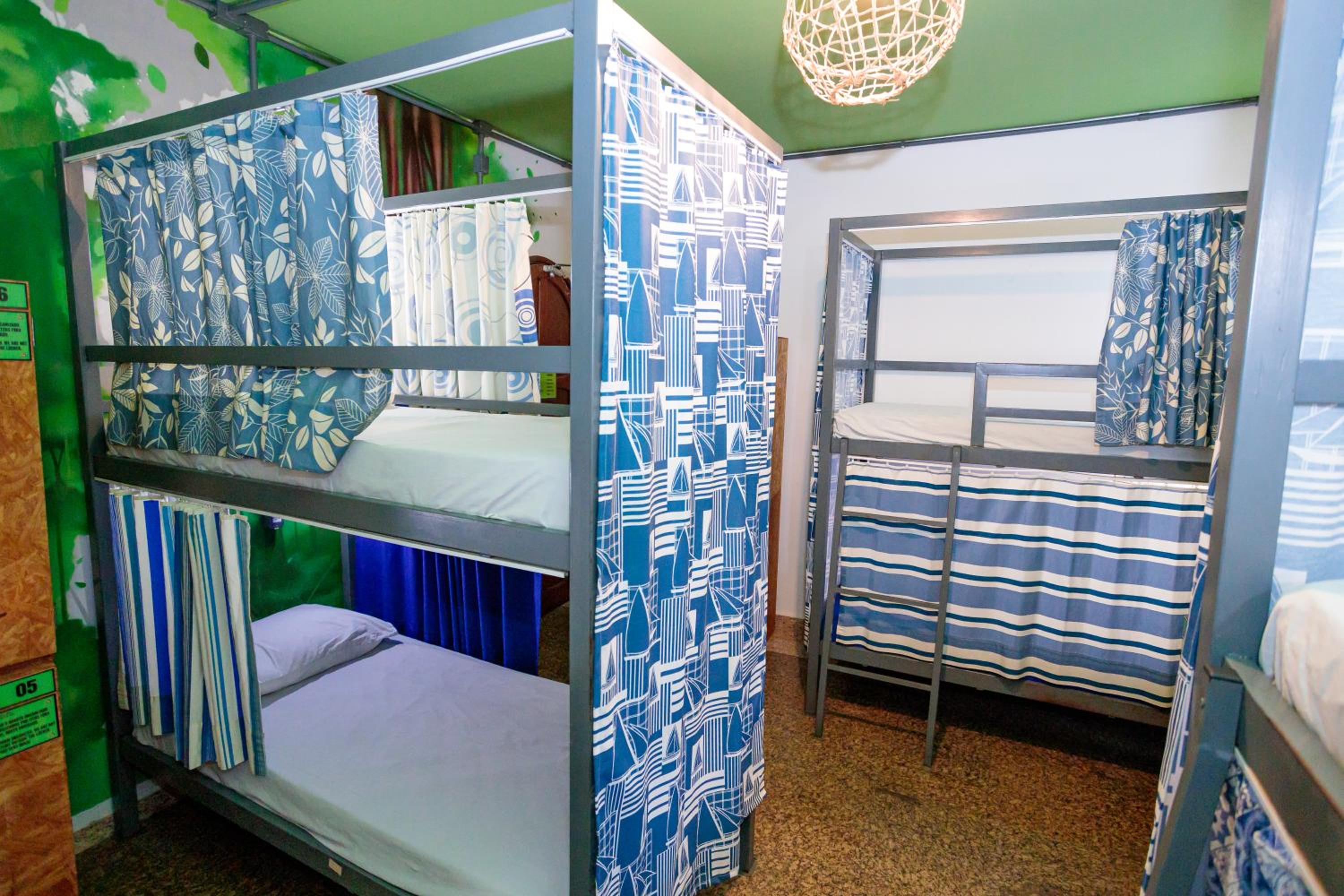 Bed in 8-Bed Mixed Dormitory Room photo 3