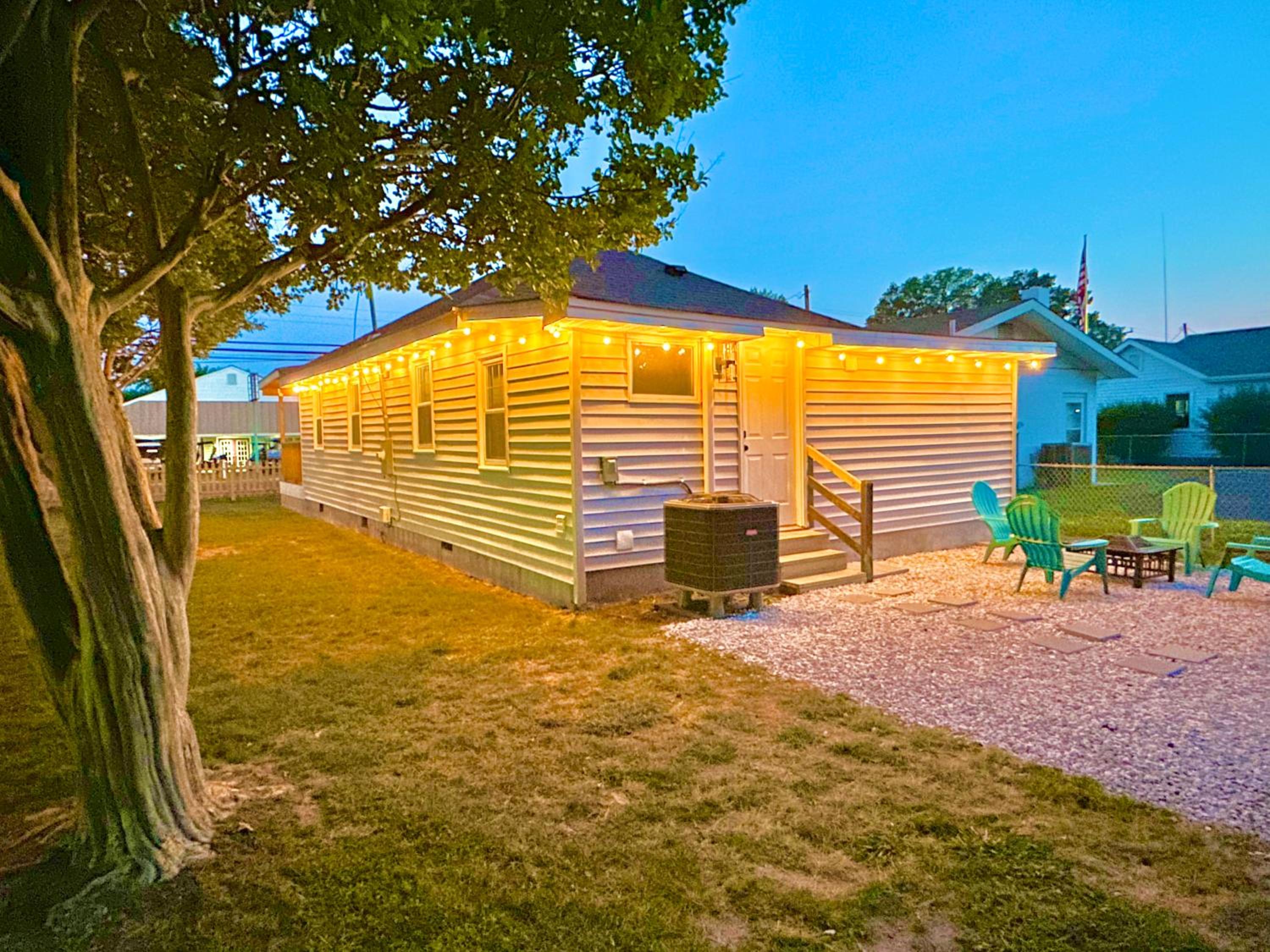 Two-Bedroom House photo 2