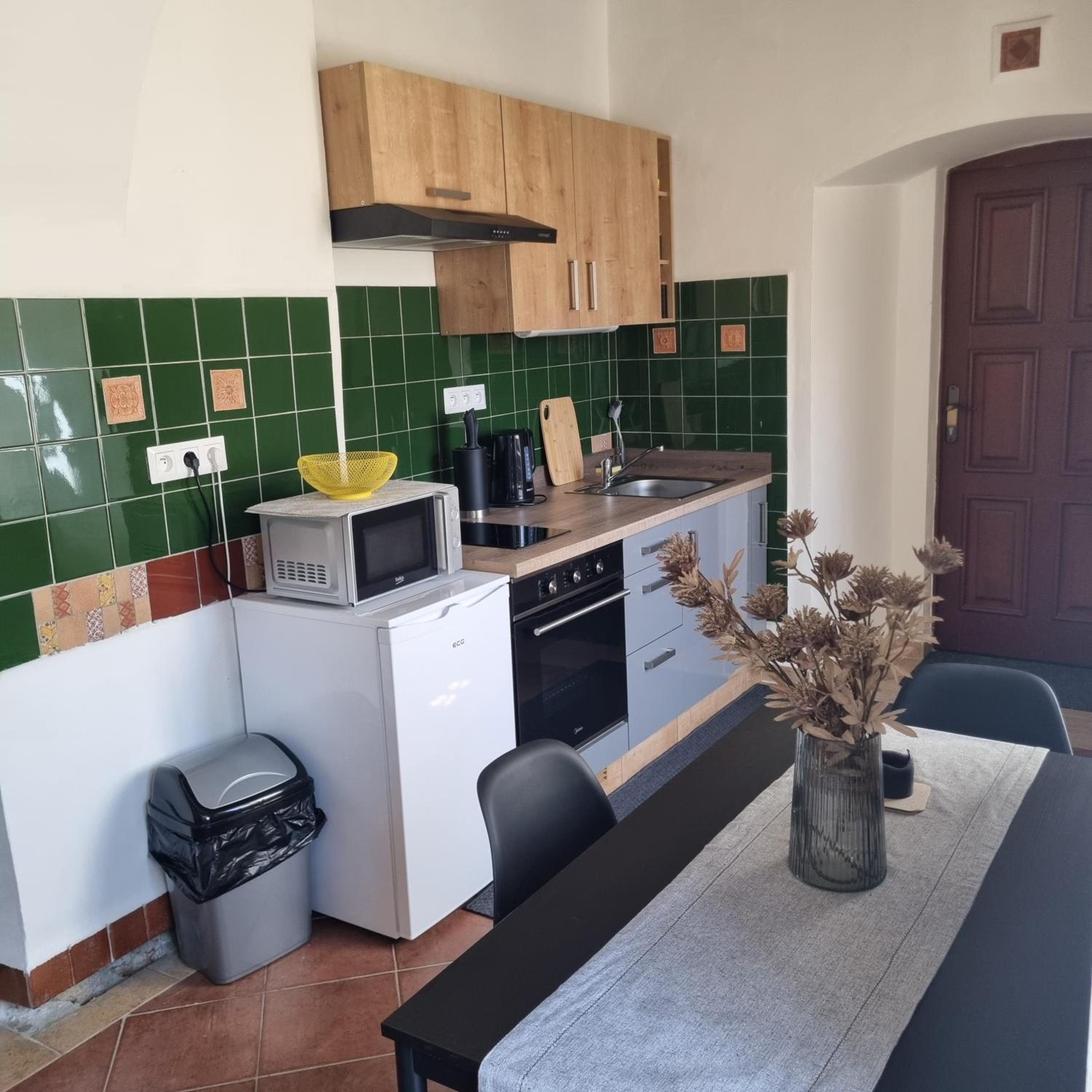 One-Bedroom Apartment - Photo 5