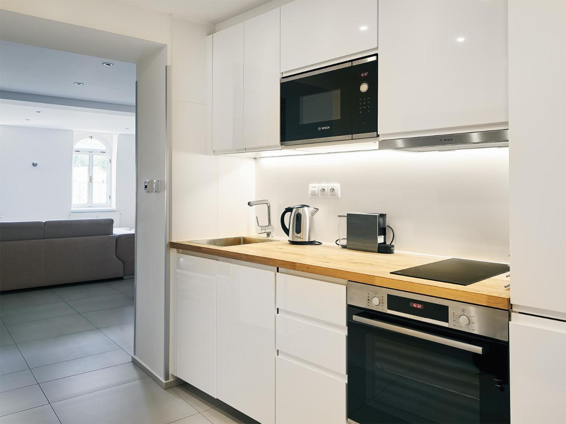 One-Bedroom Apartment - Photo 16