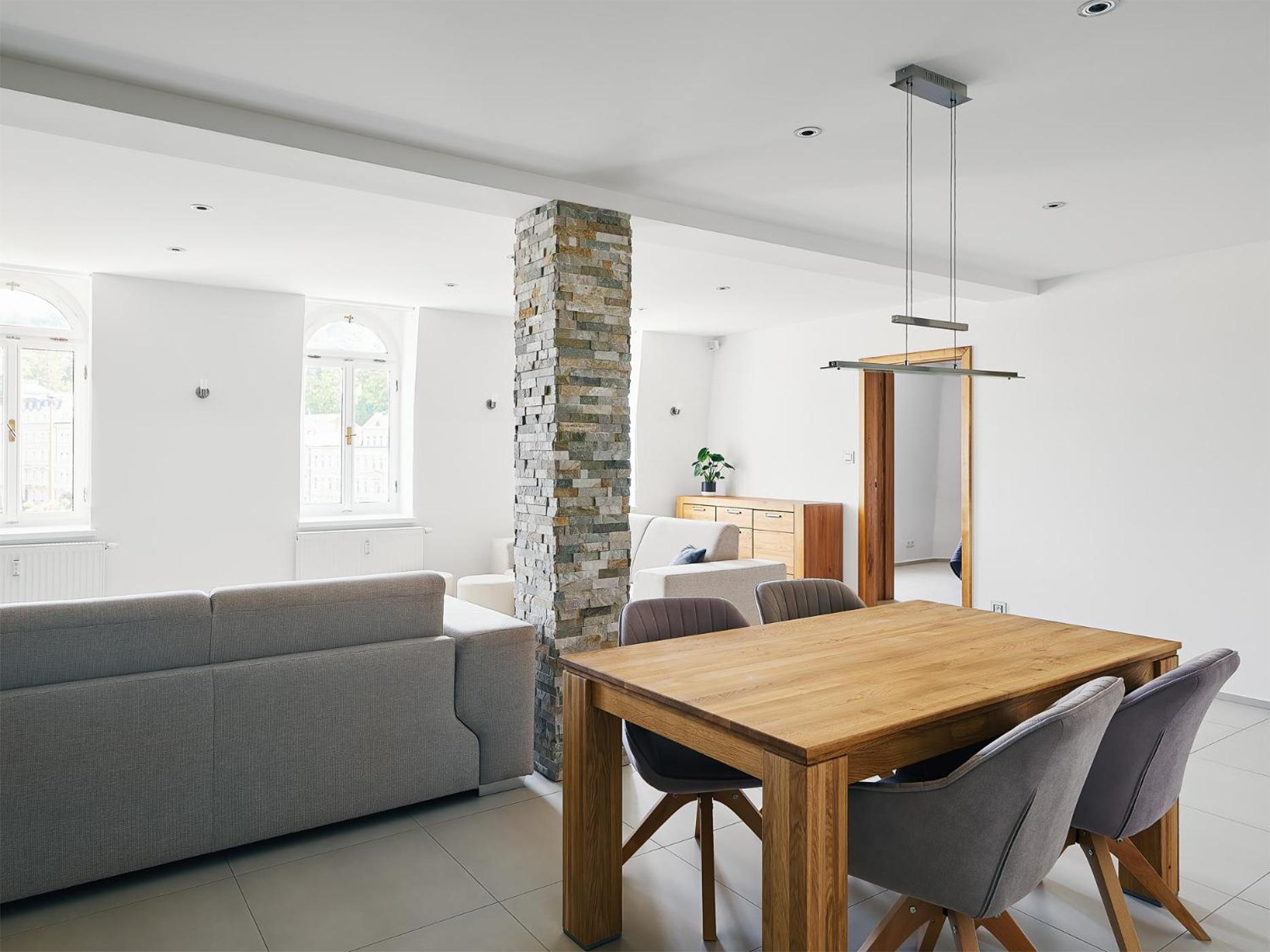 One-Bedroom Apartment - Photo 17