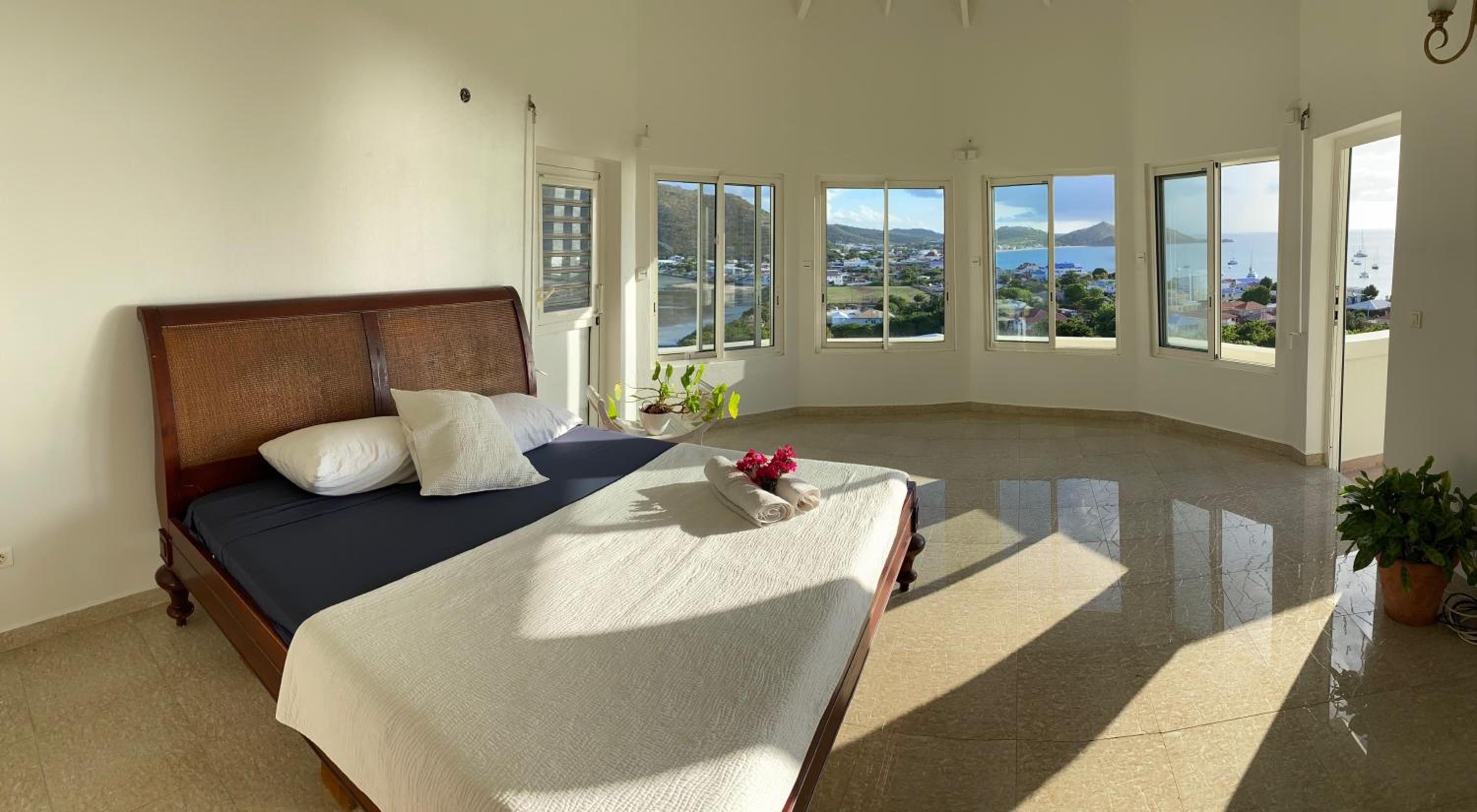 King Room With Balcony photo 1