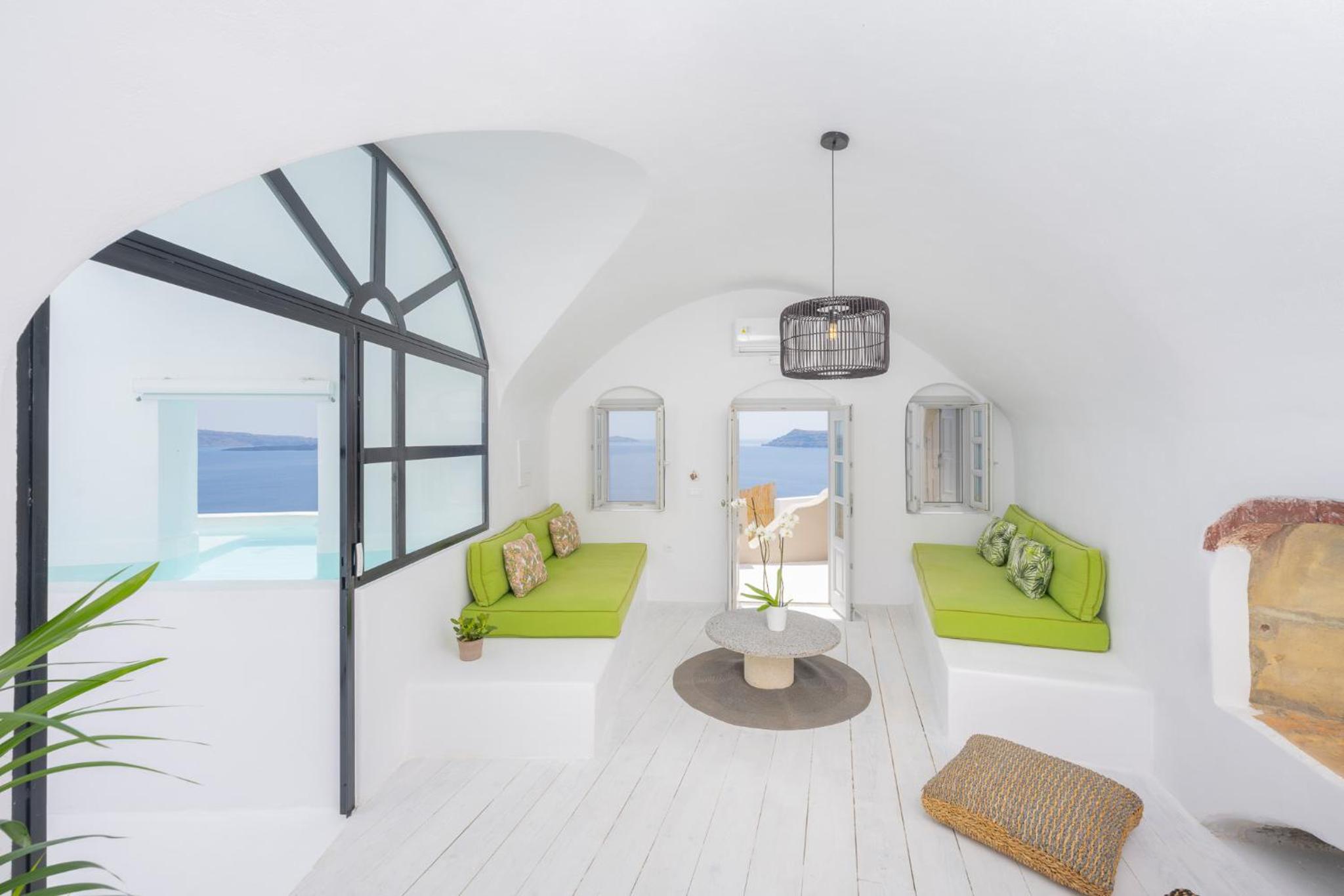 Master Villa with heated plunge pool and sea view