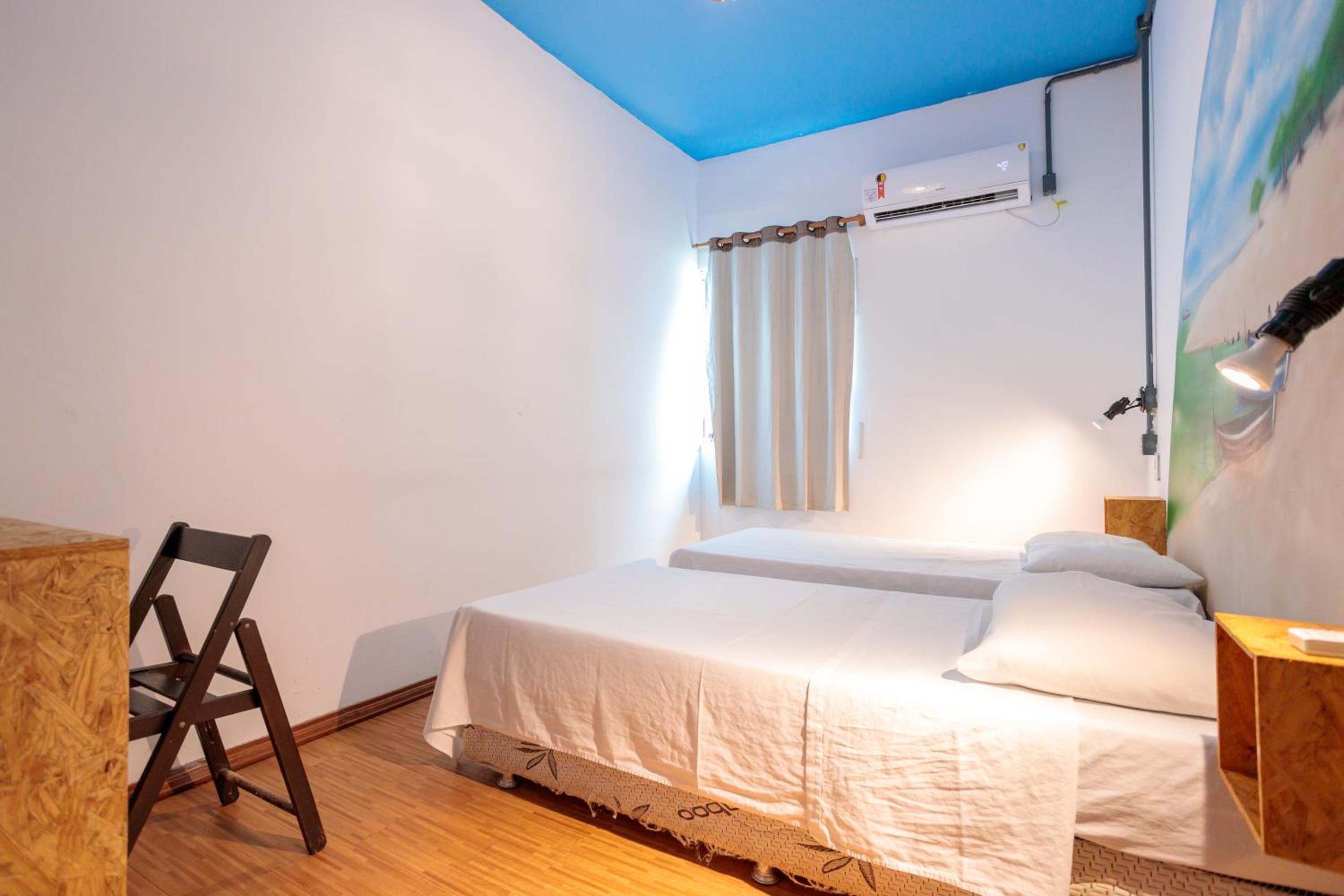 Double Room with Shared Bathroom photo 3