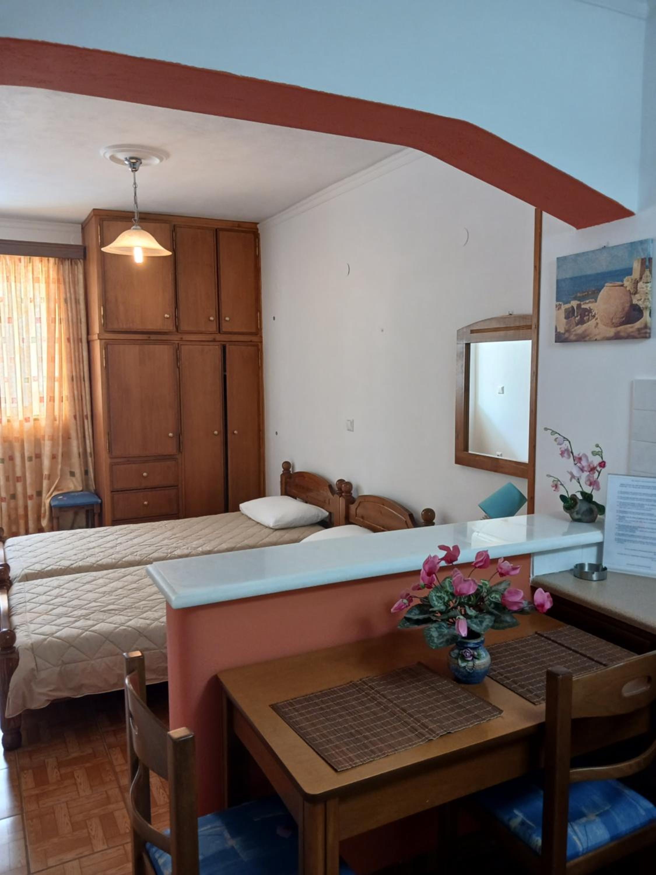 Budget Double Room photo 2