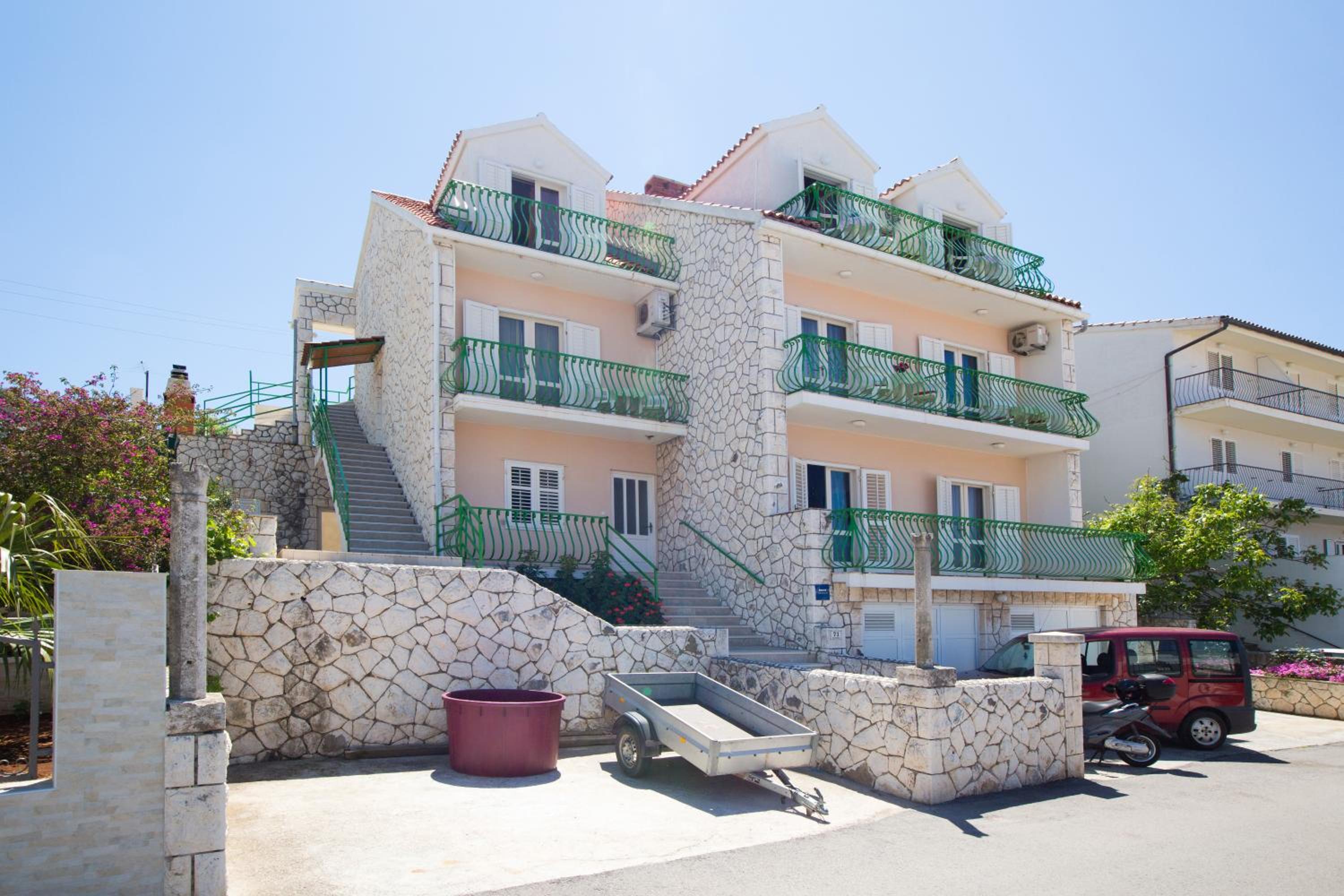 Apartment with Balcony photo 1