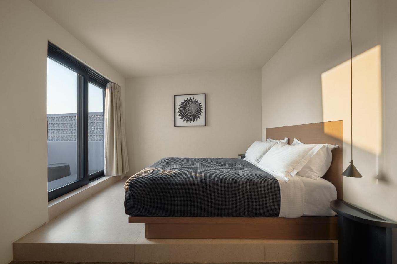 Lover's Suite with Sea View & Mini Pool - Photo 12