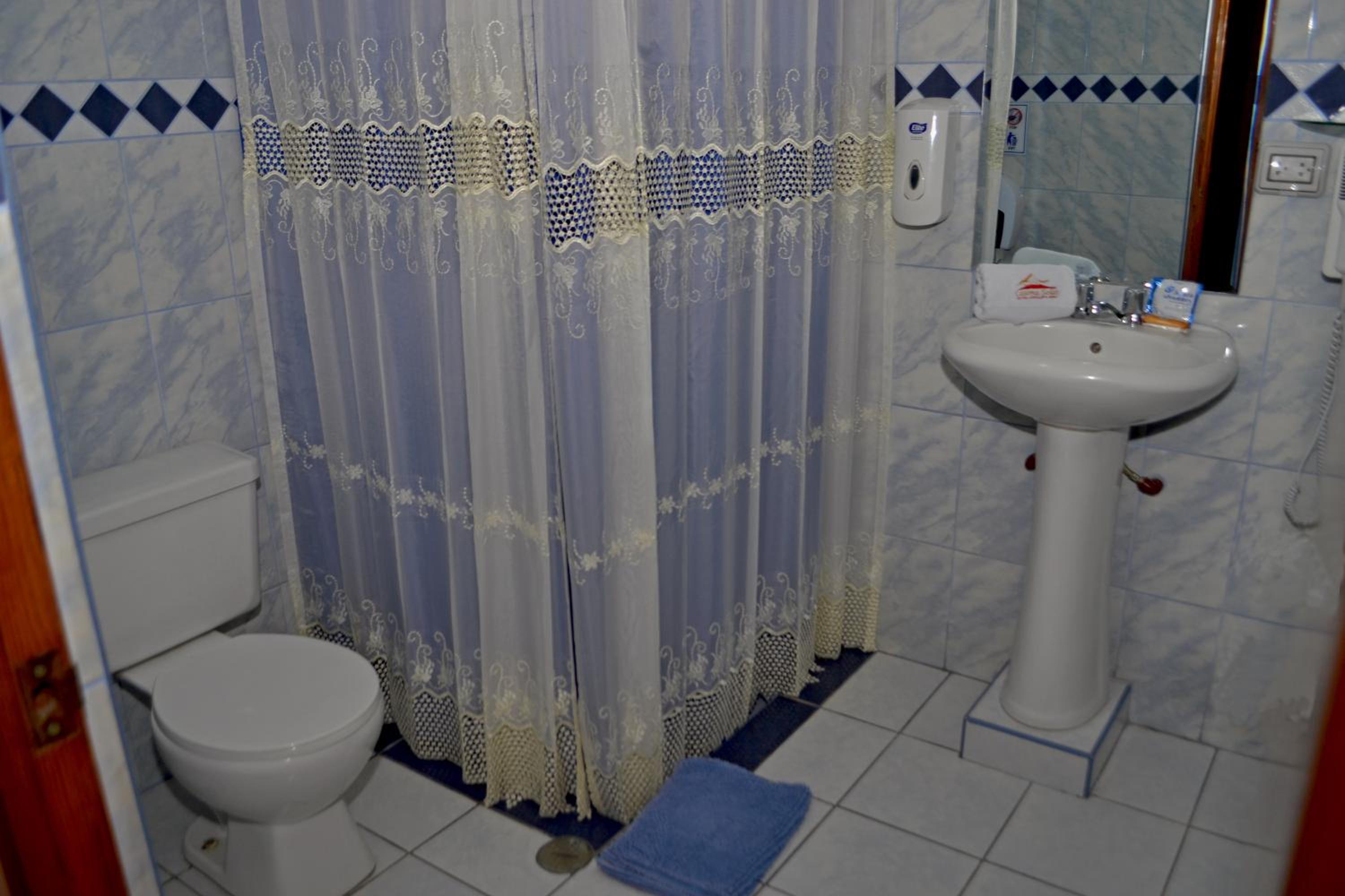 Triple Room - Photo 5
