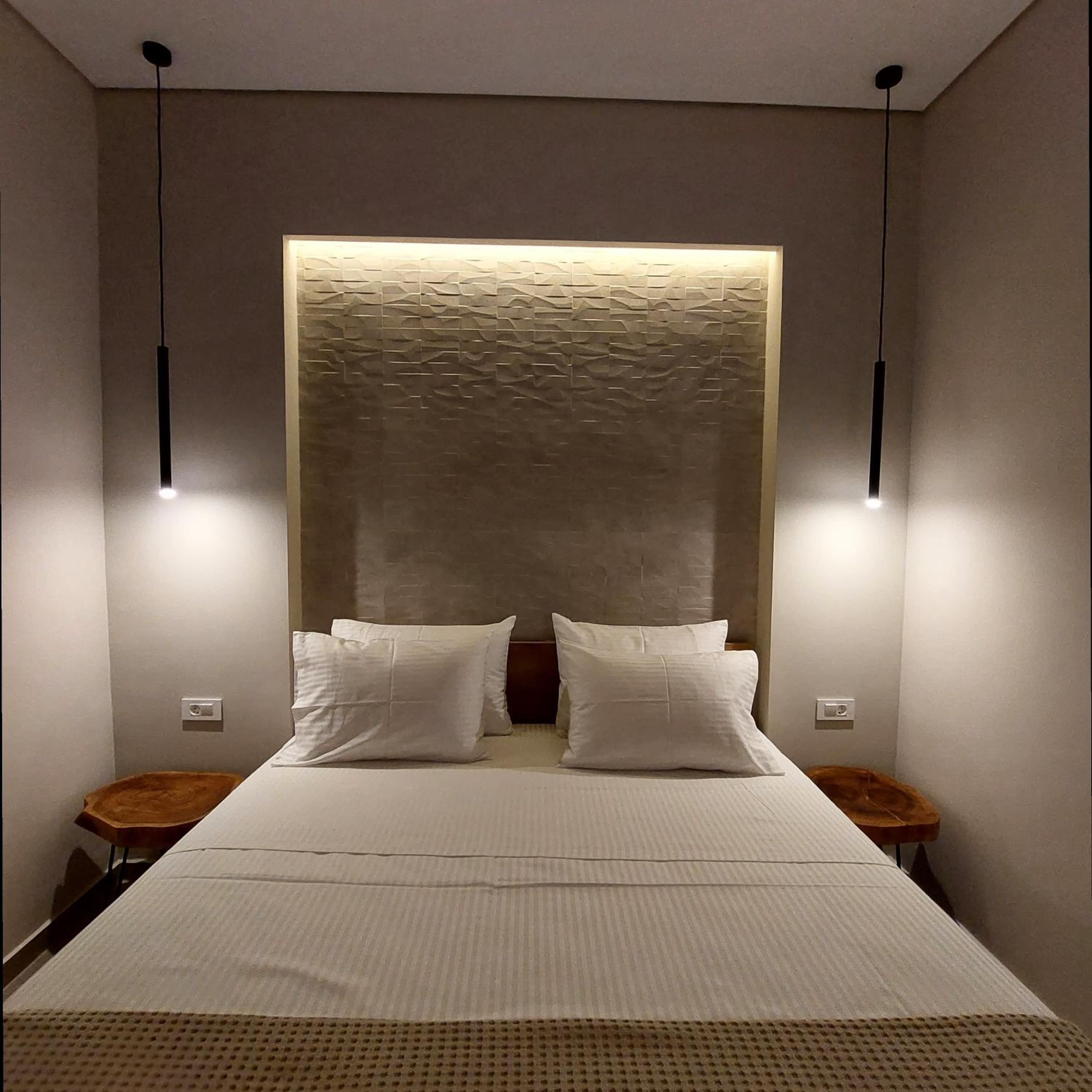 King Studio with Sofa Bed