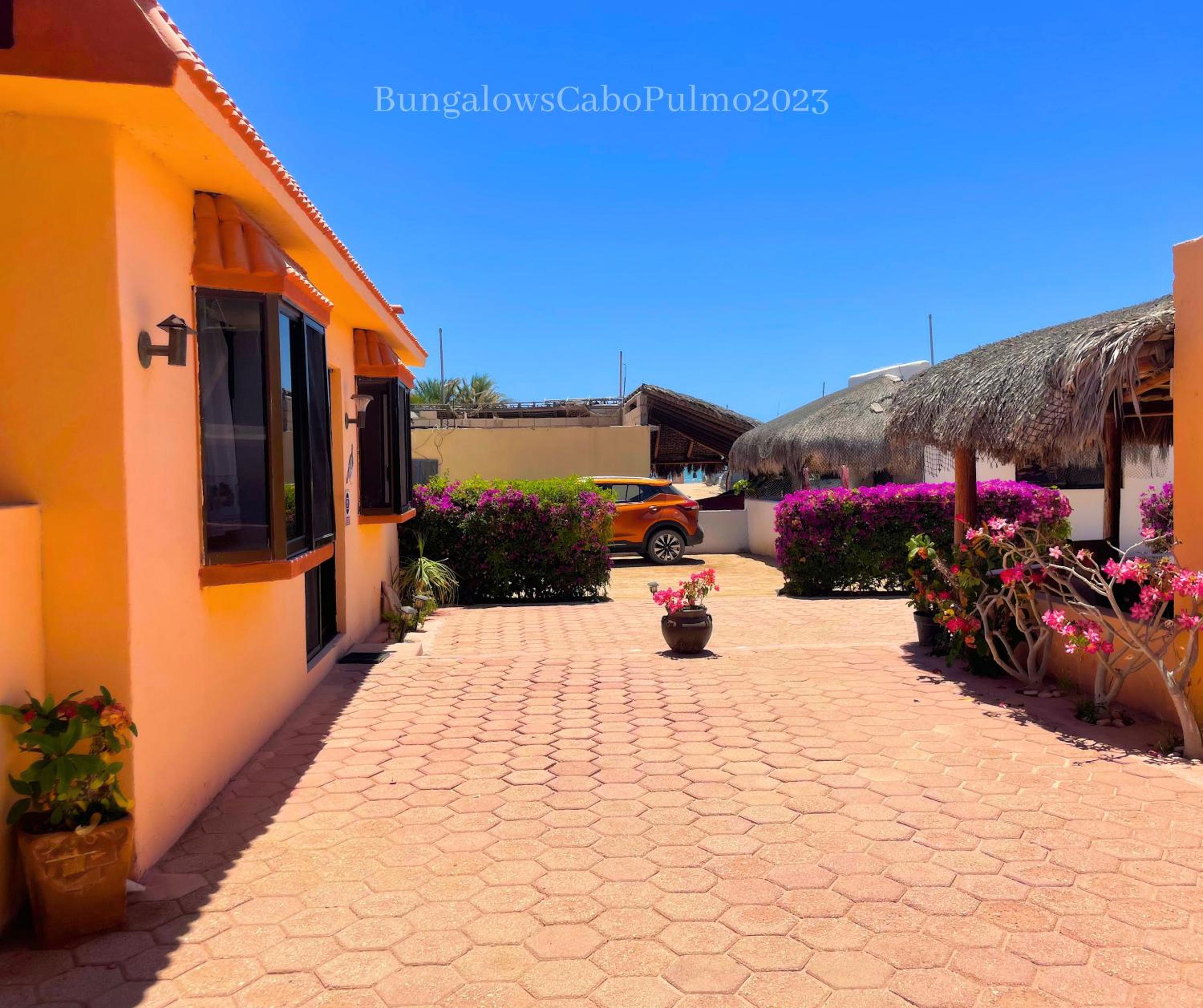 Family Bungalow photo 2