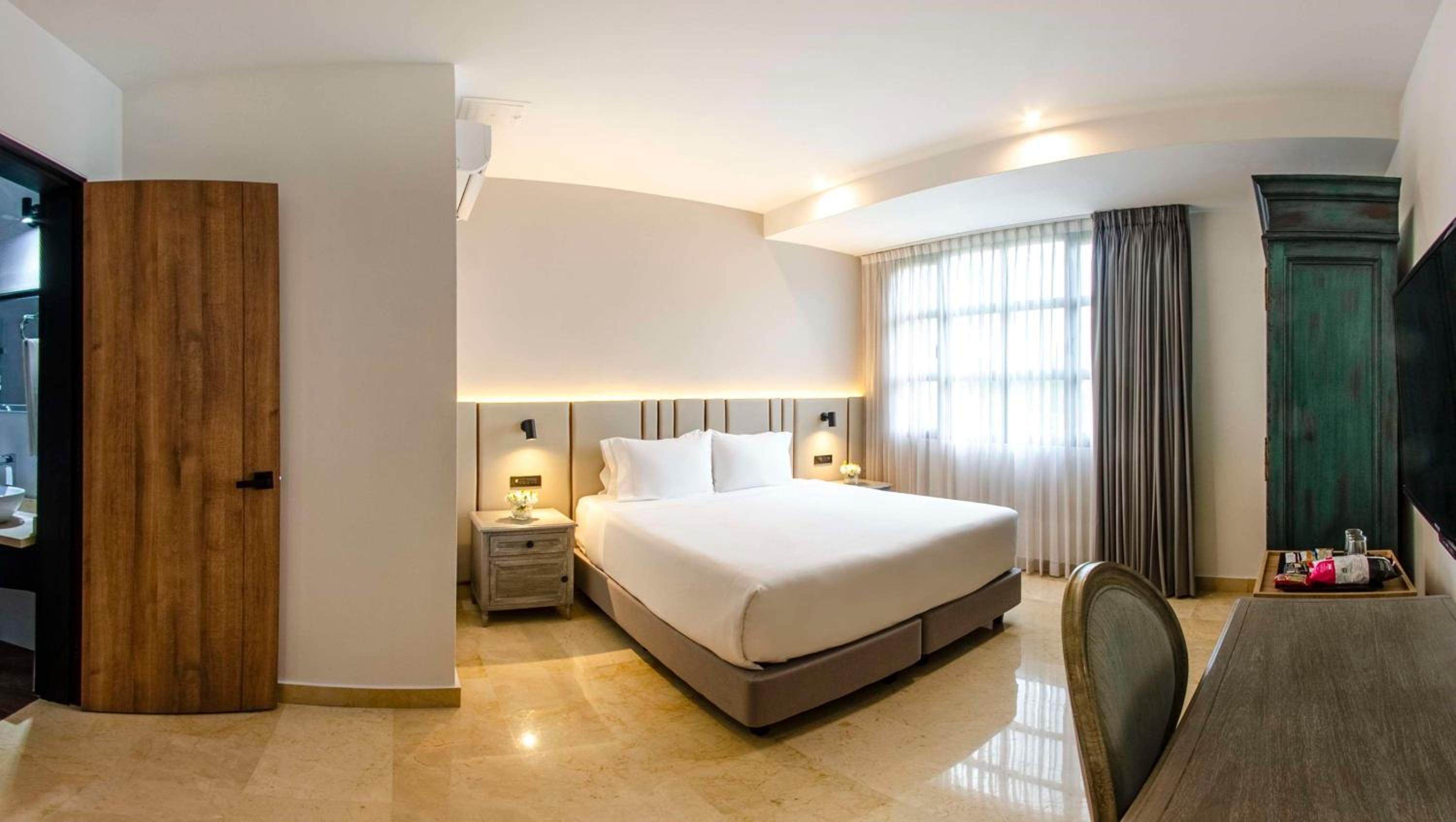Standard Double or Twin Room - Photo 1