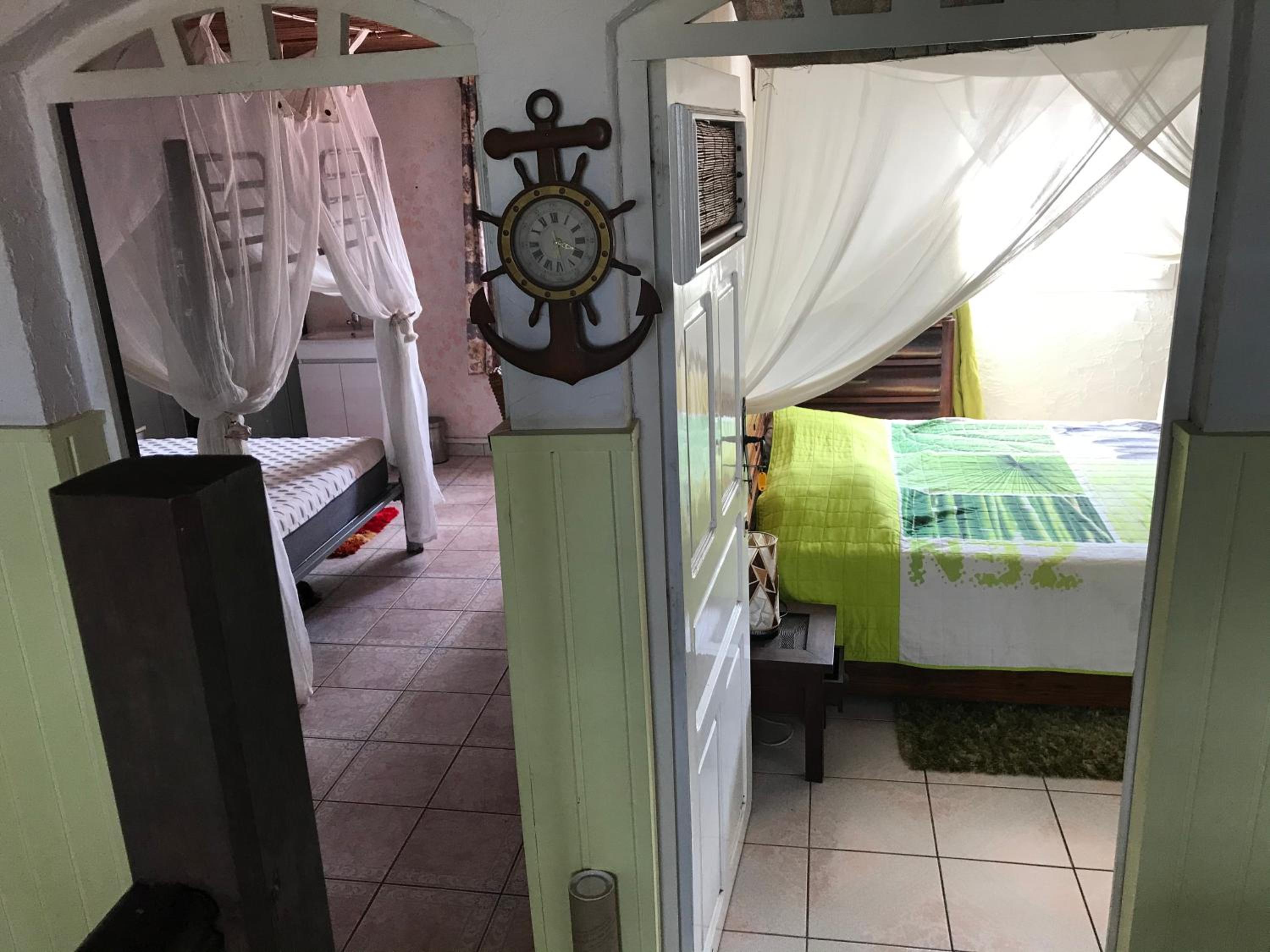 Double Room With Private Bathroom photo 2