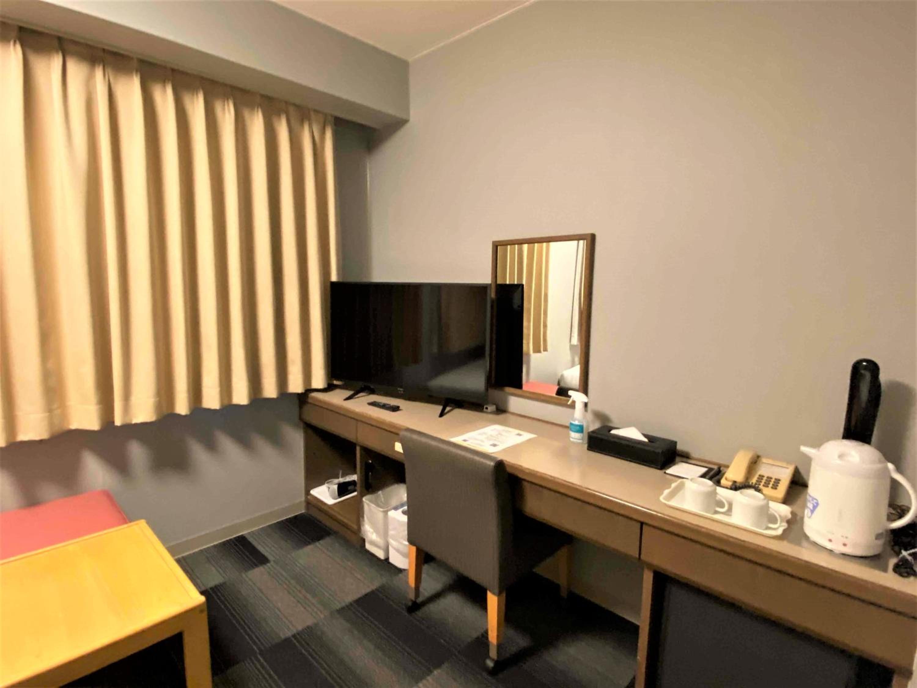 Twin Room - Photo 14