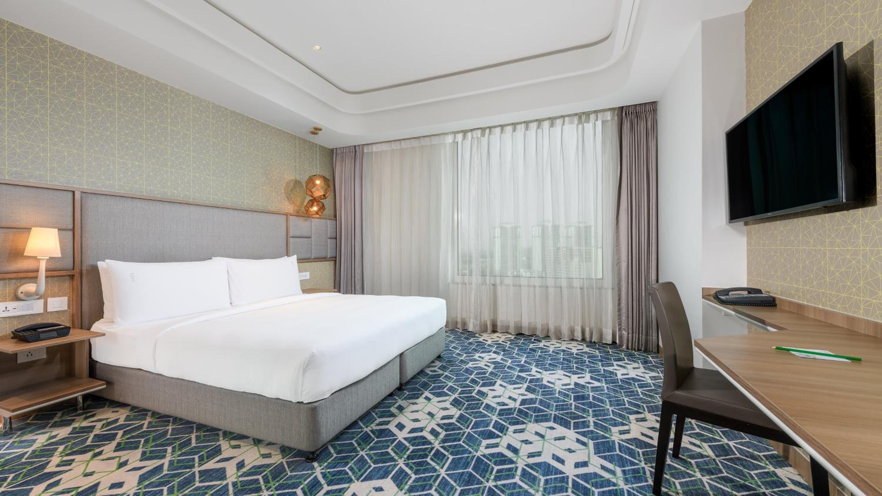 Premium King Room with Kitchenette with 25% discount on F&B and Laundry, 20% on Spa and Enjoy Buy One Get One at Viva Bar during Happy Hours (12 noon to 06:00 PM) - Photo 8