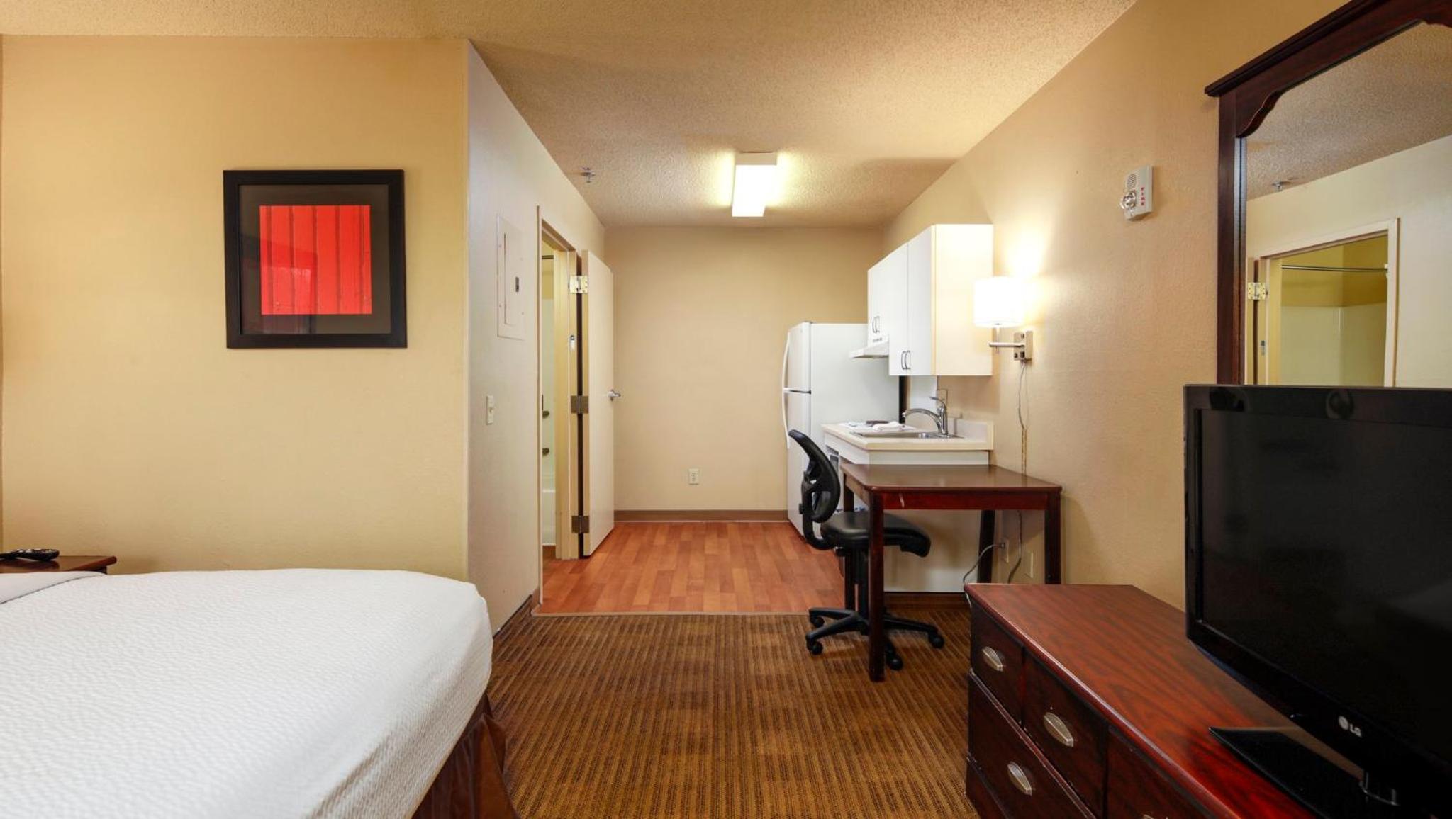 Queen Room - Disability Access