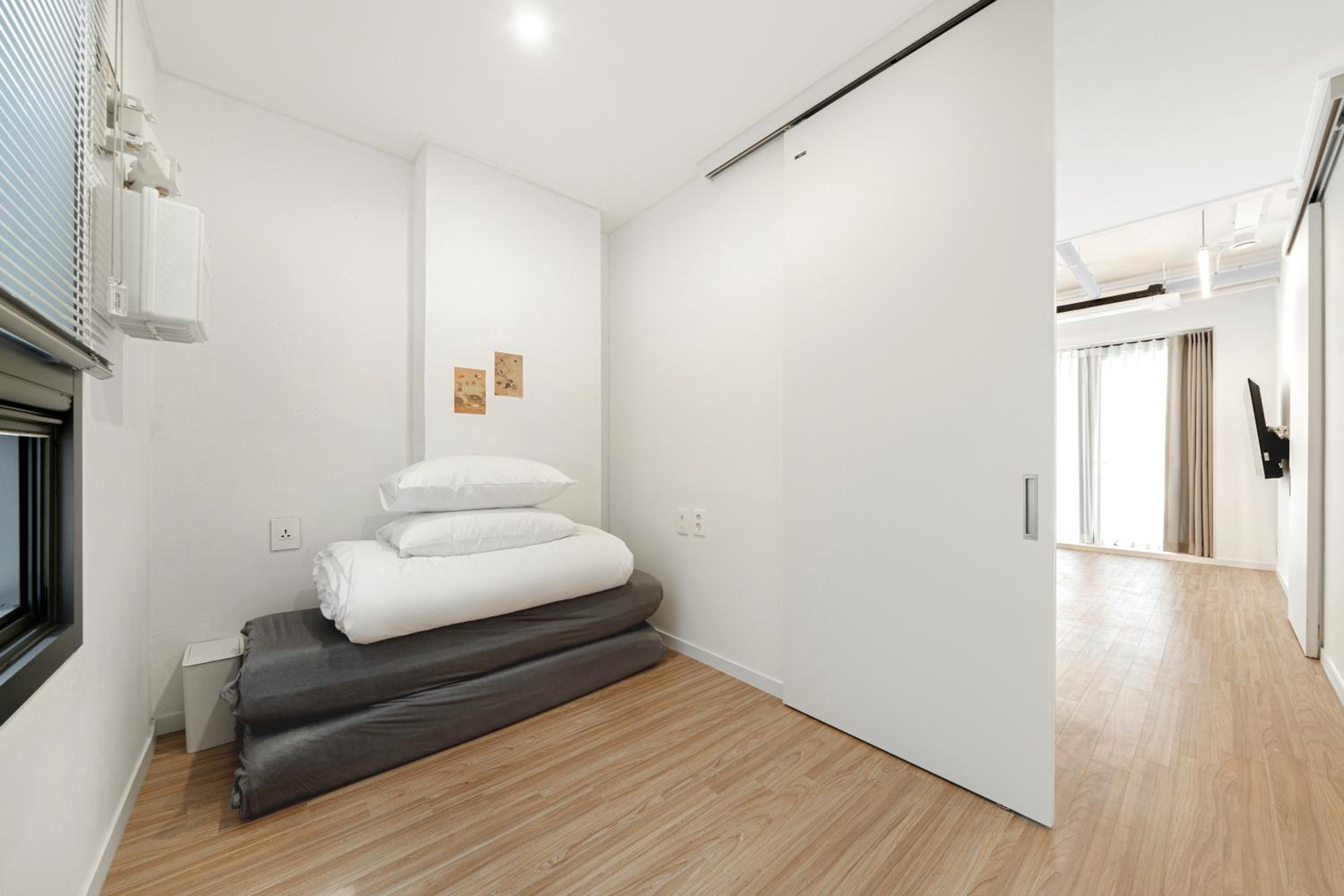 Family Two Room - Photo 18