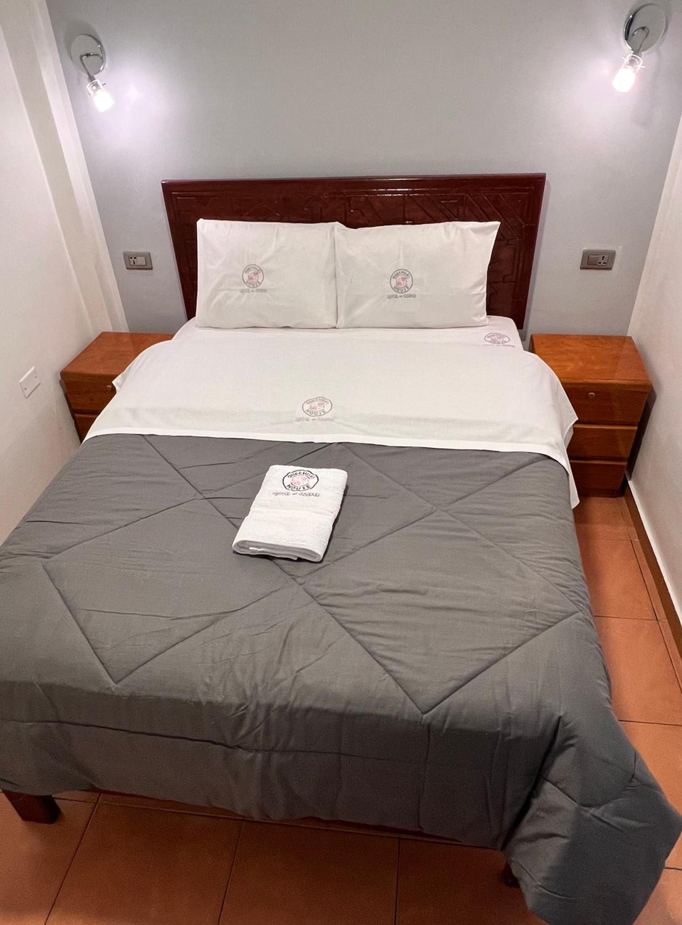 Double Room With Private Bathroom photo 2