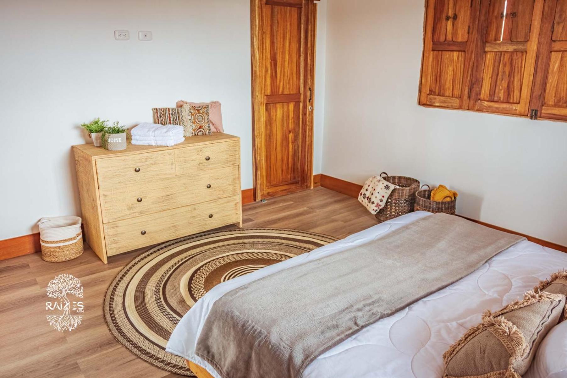 Double Room with Private Bathroom photo 2