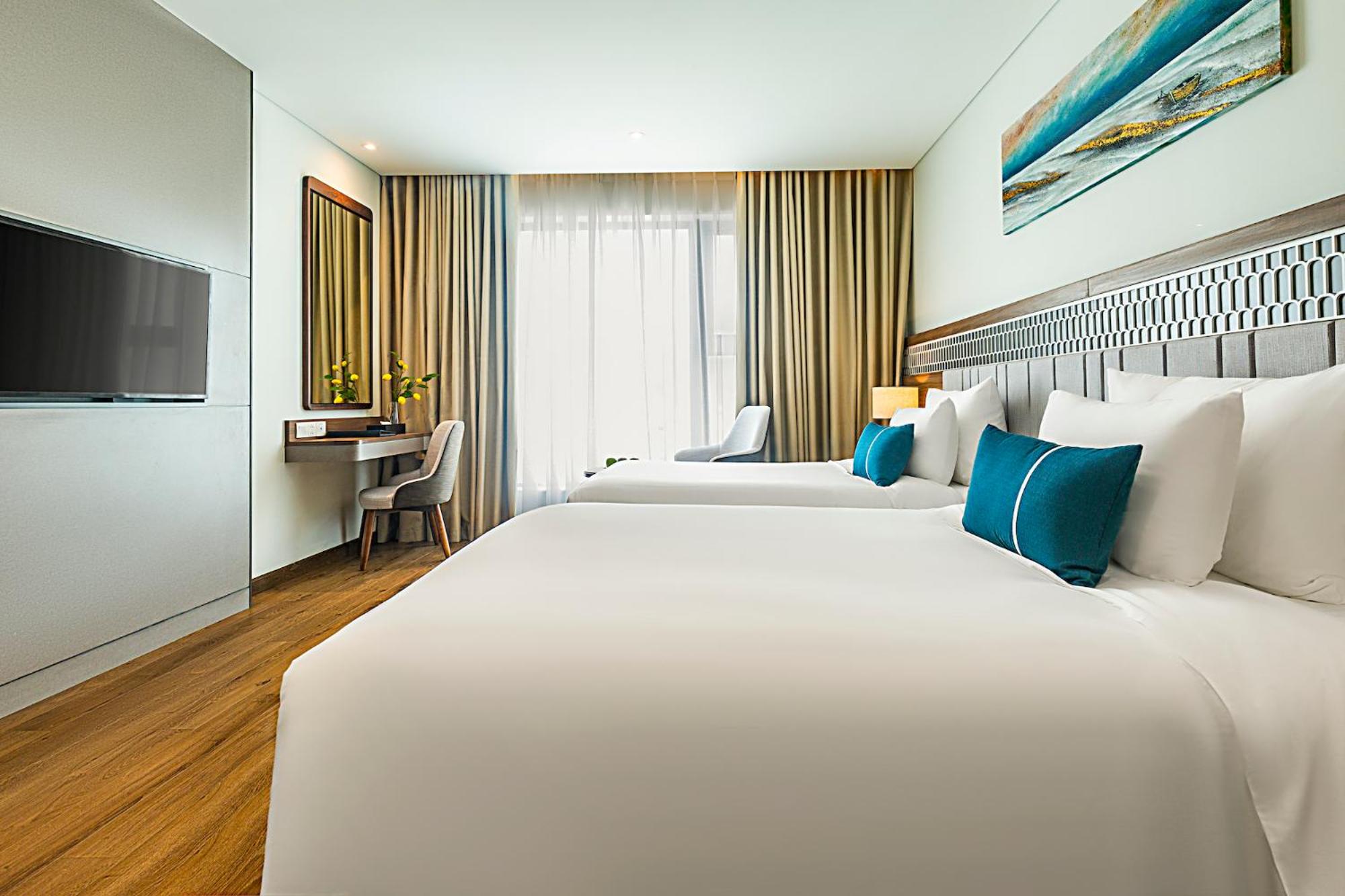 Deluxe Twin Room with Partial Ocean View - Afternoon Tea Included - Photo 2
