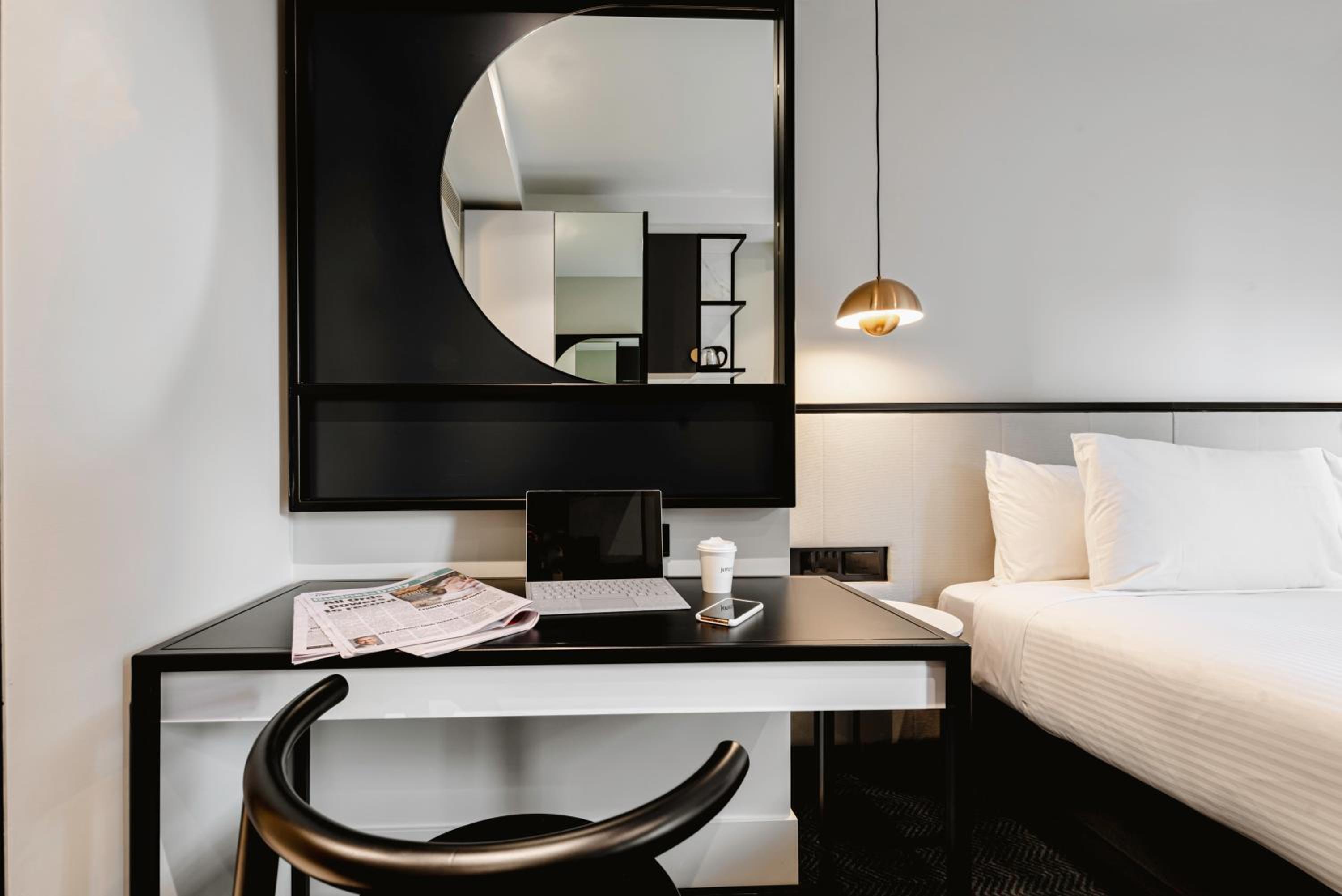Business King Room - Photo 4