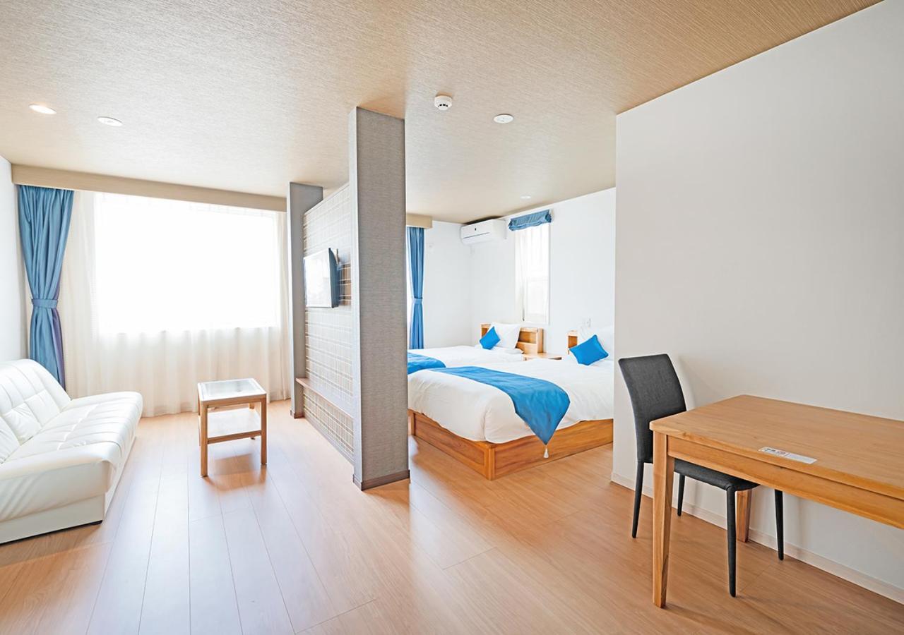 Universal Room - Superior Twin Room - Photo 12