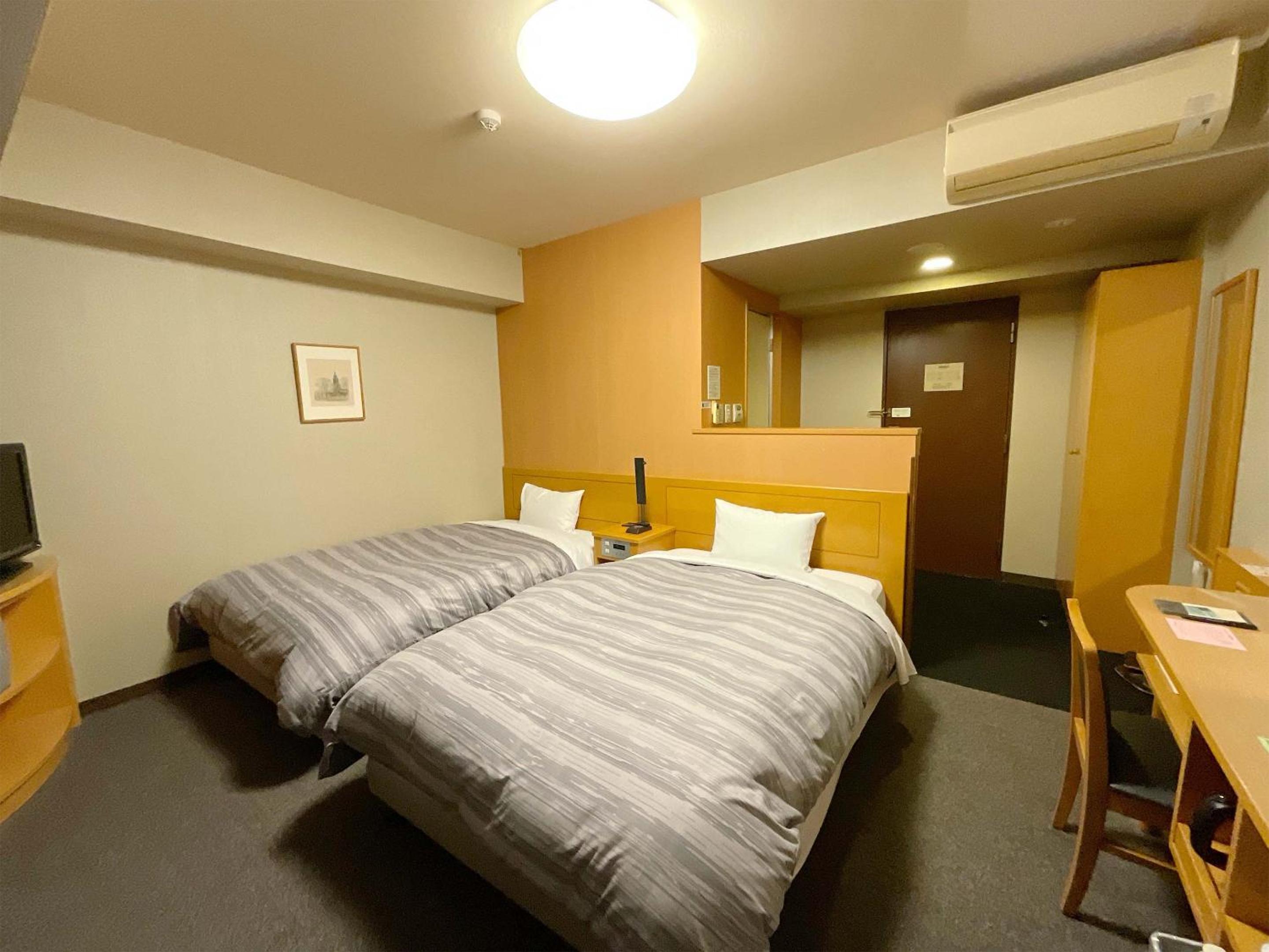 Comfort Twin Room - Smoking photo 1