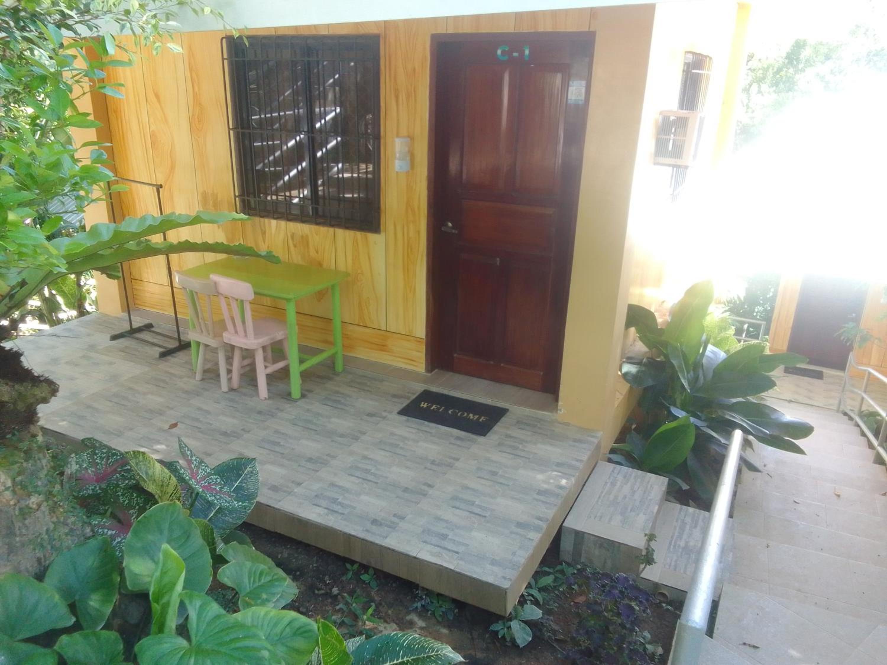 Deluxe Room - Photo 7