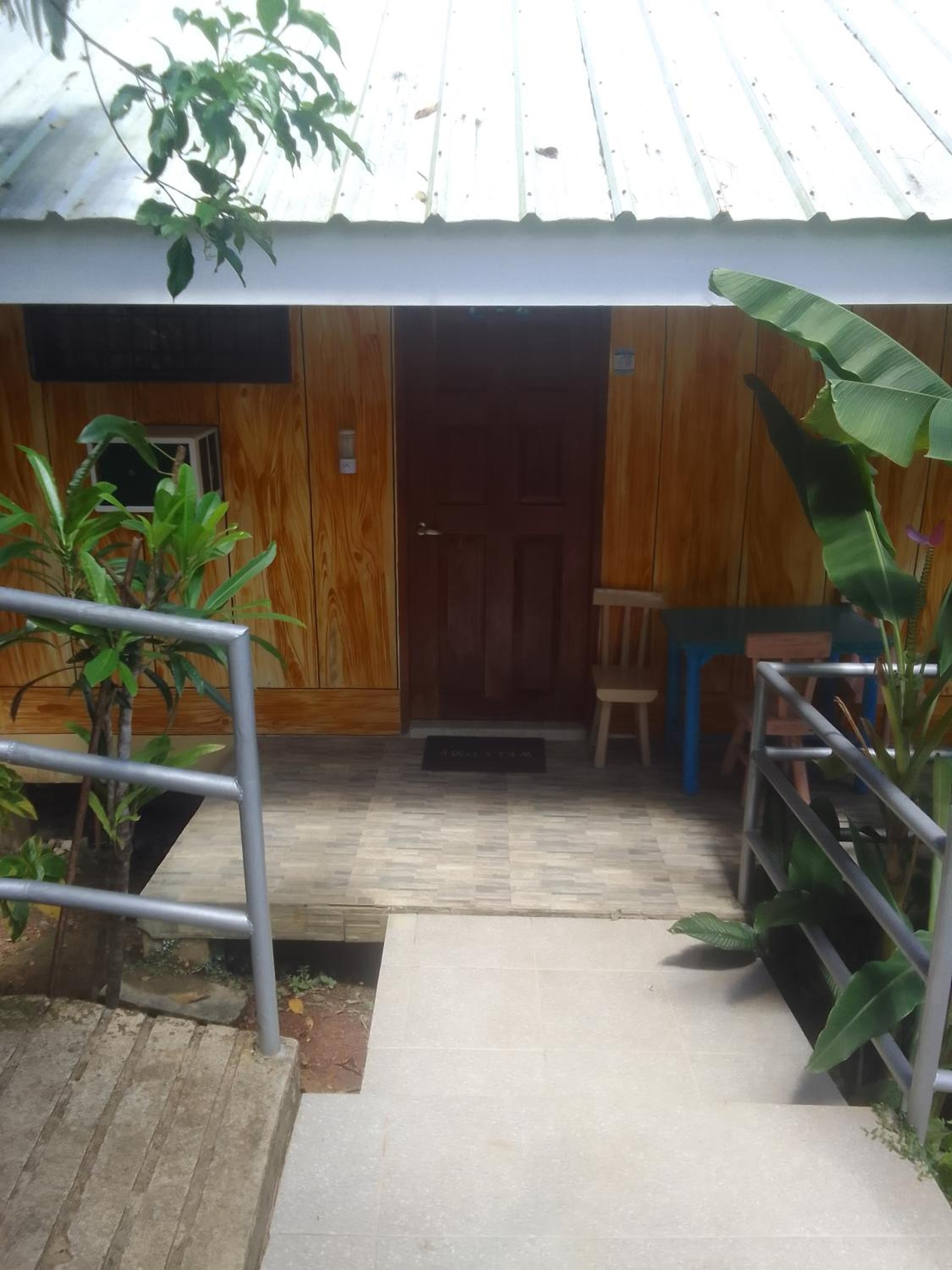 Double or Twin Room with Balcony - Photo 4