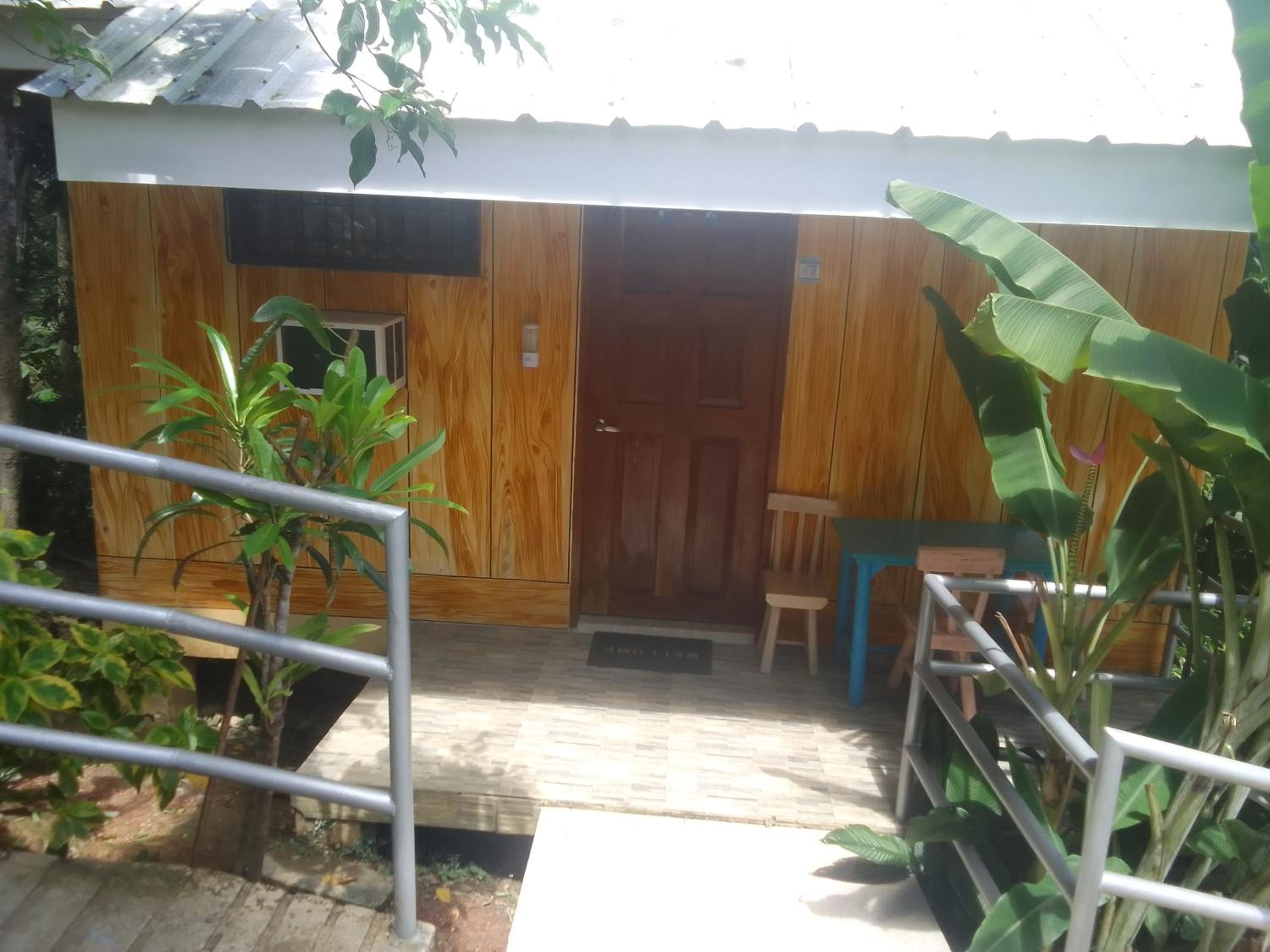 Double or Twin Room with Balcony - Photo 6