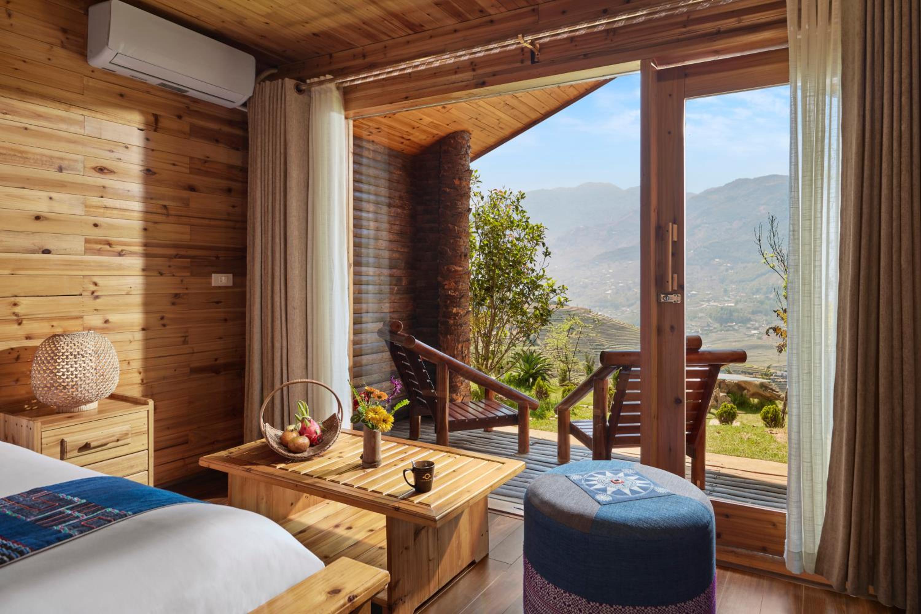 Deluxe Double Room with Poolside - Photo 8