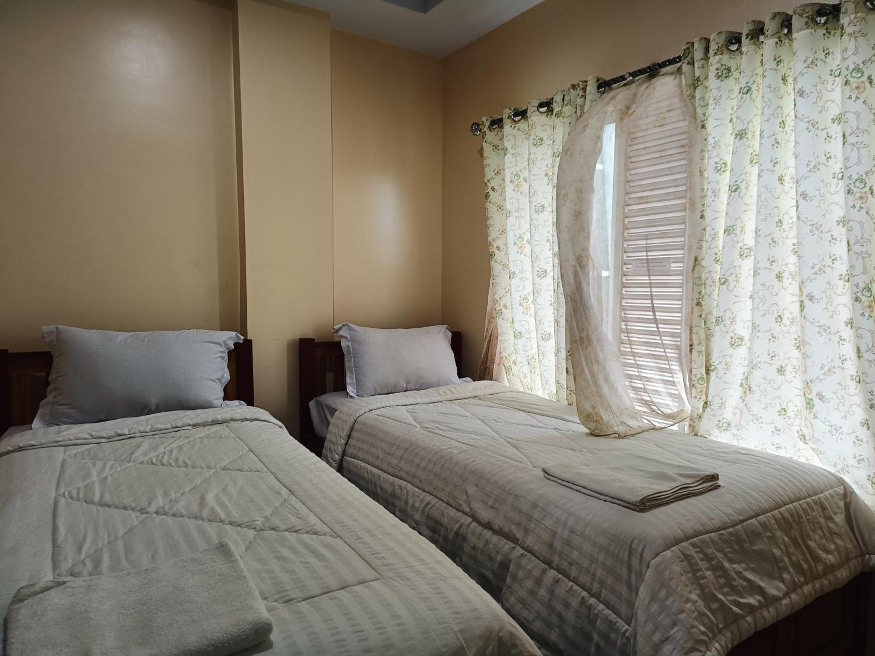 Deluxe Twin Room photo 3