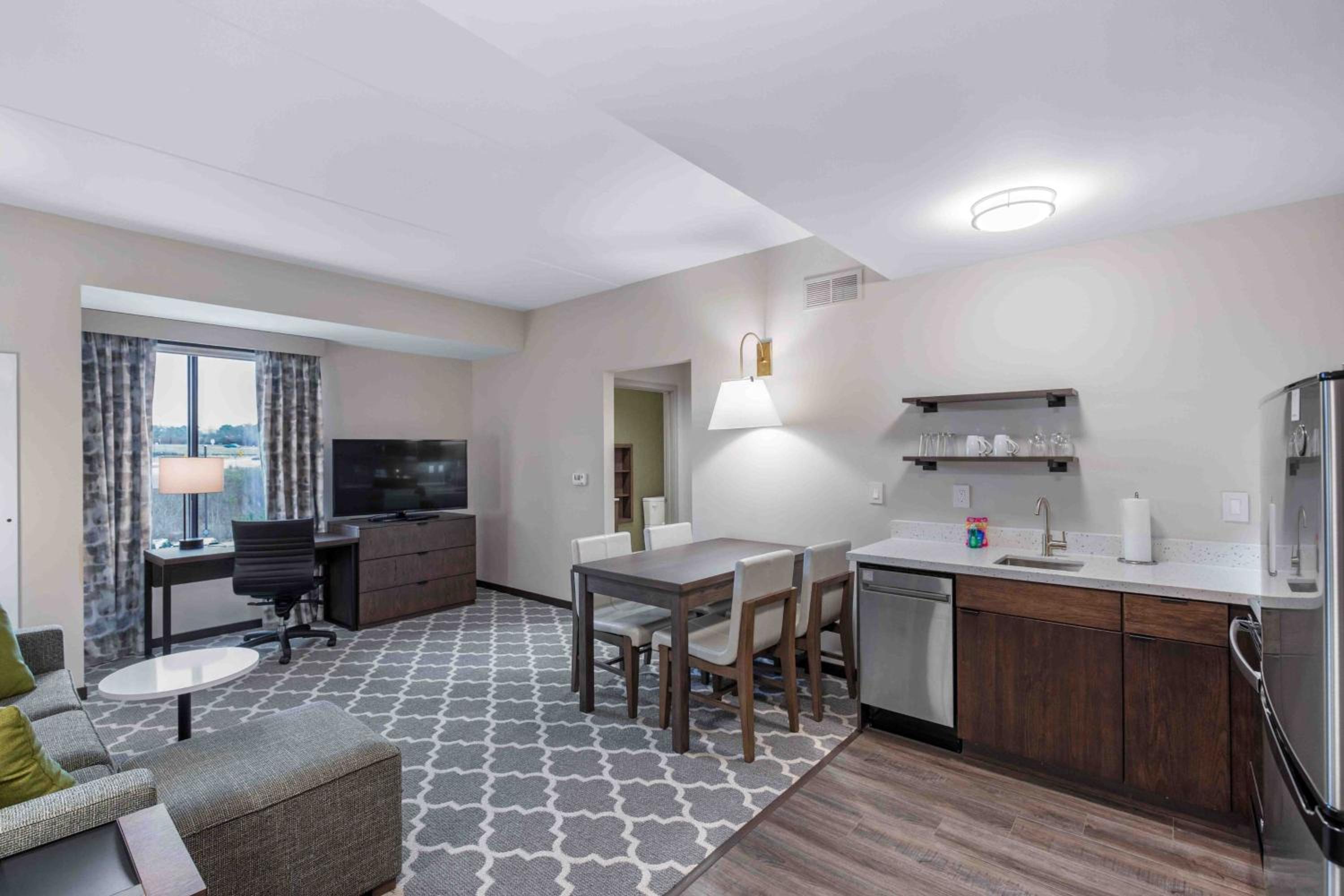 One-Bedroom King Suite with Sofa Bed  - Photo 1