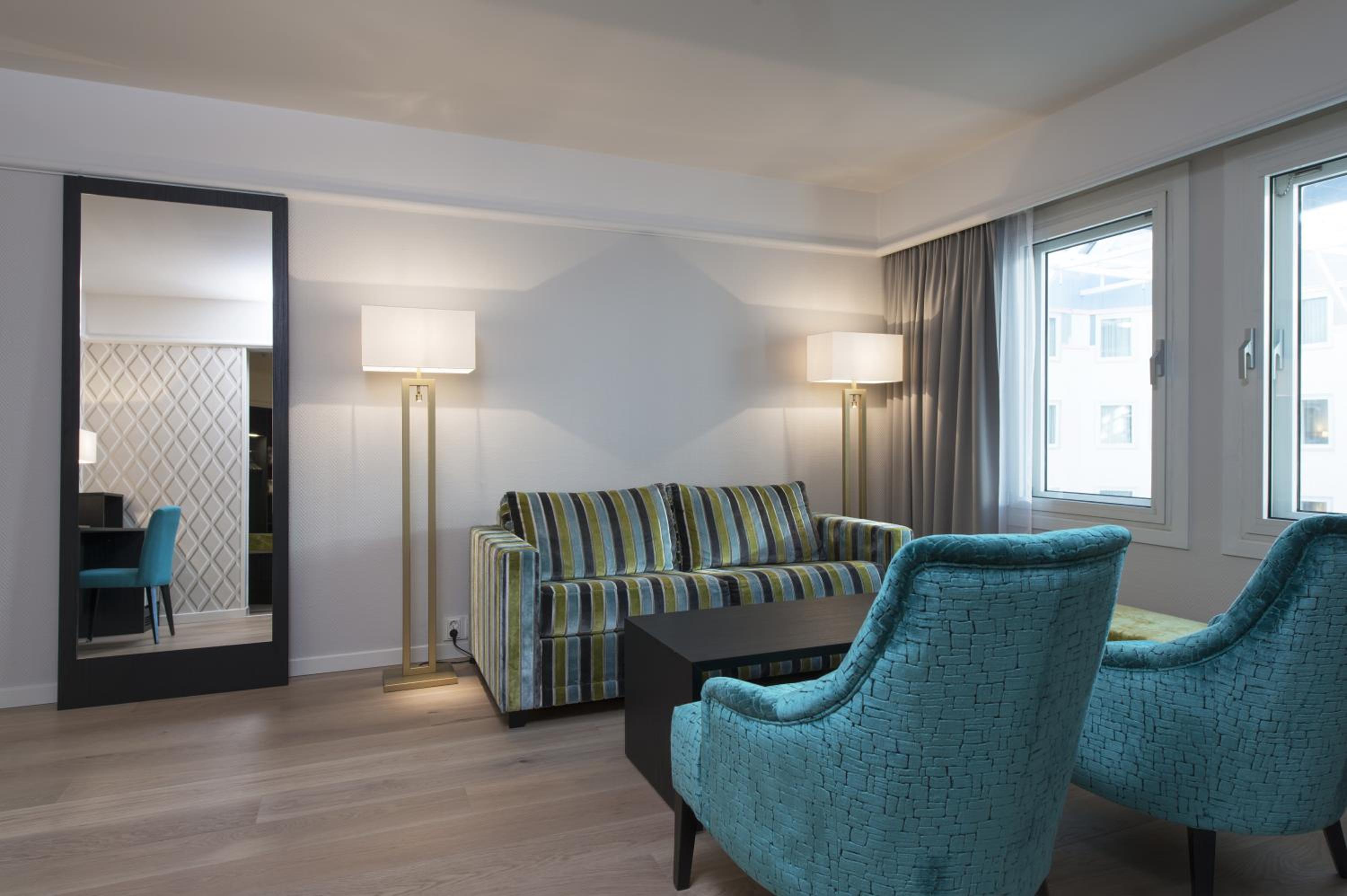 Business Double or Twin Room - Photo 9