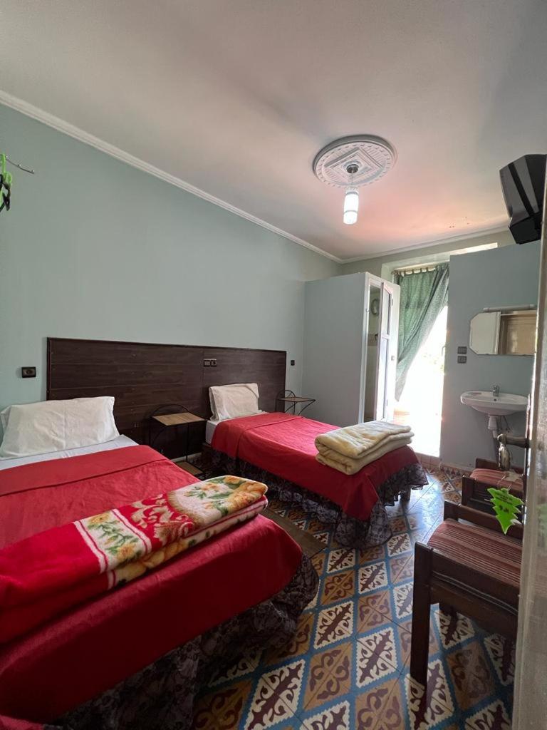 Economy Double Room photo 3