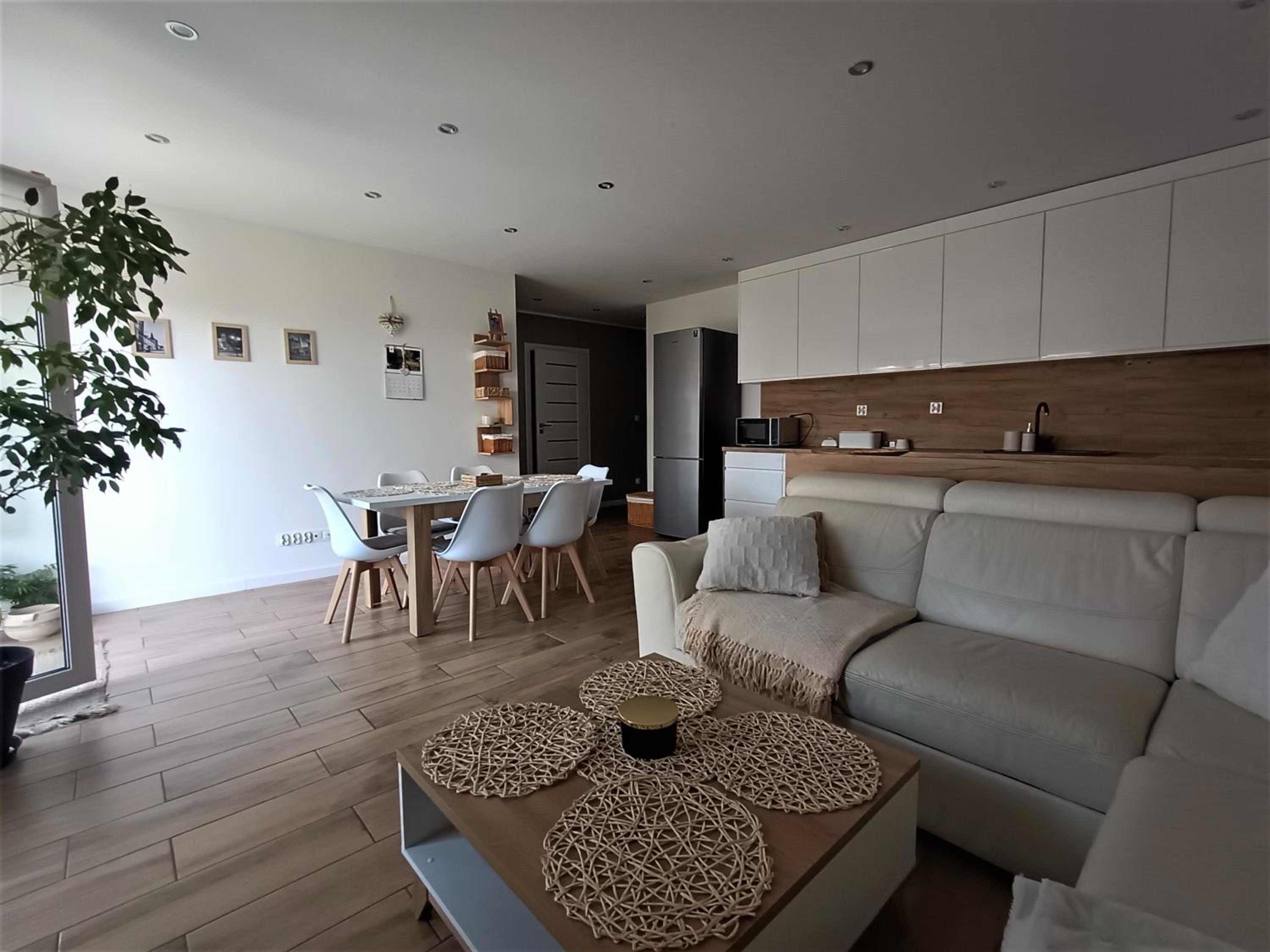 Apartment with Terrace - Photo 45