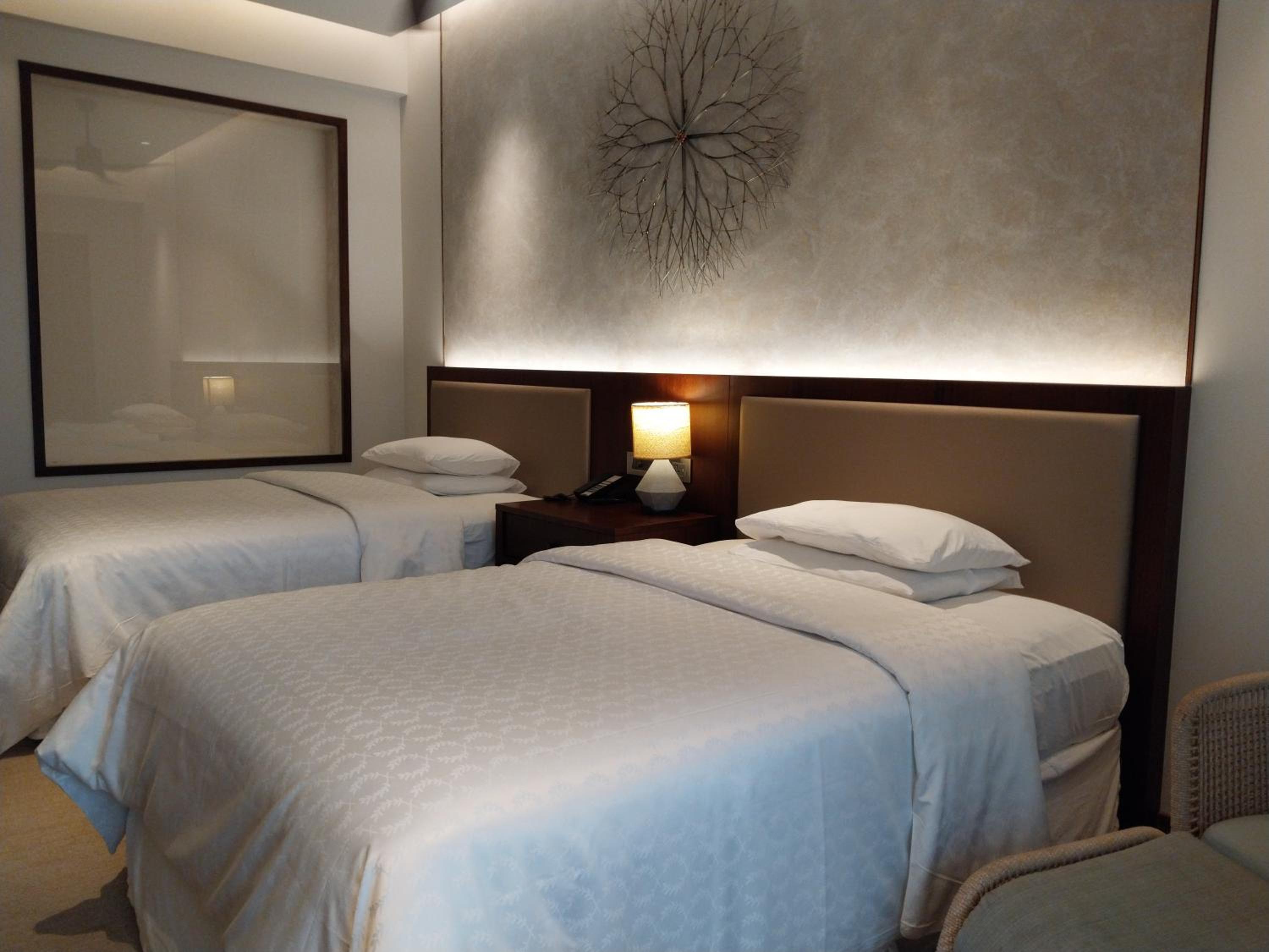 Sea View with Garden Twin Bedded Room - Complimentary HiTea by the Beach