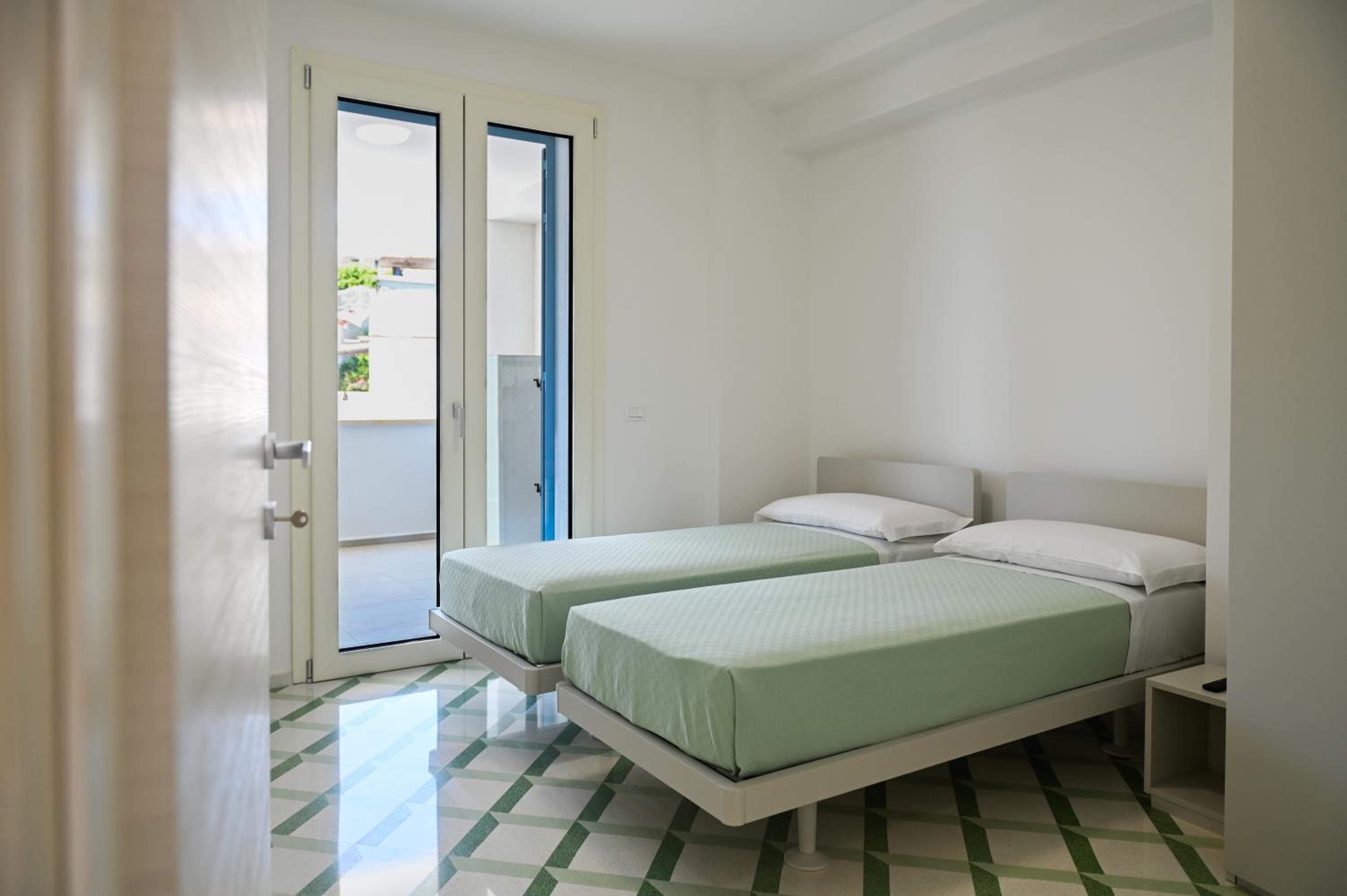 Two-Bedroom House with Private Pool photo 1