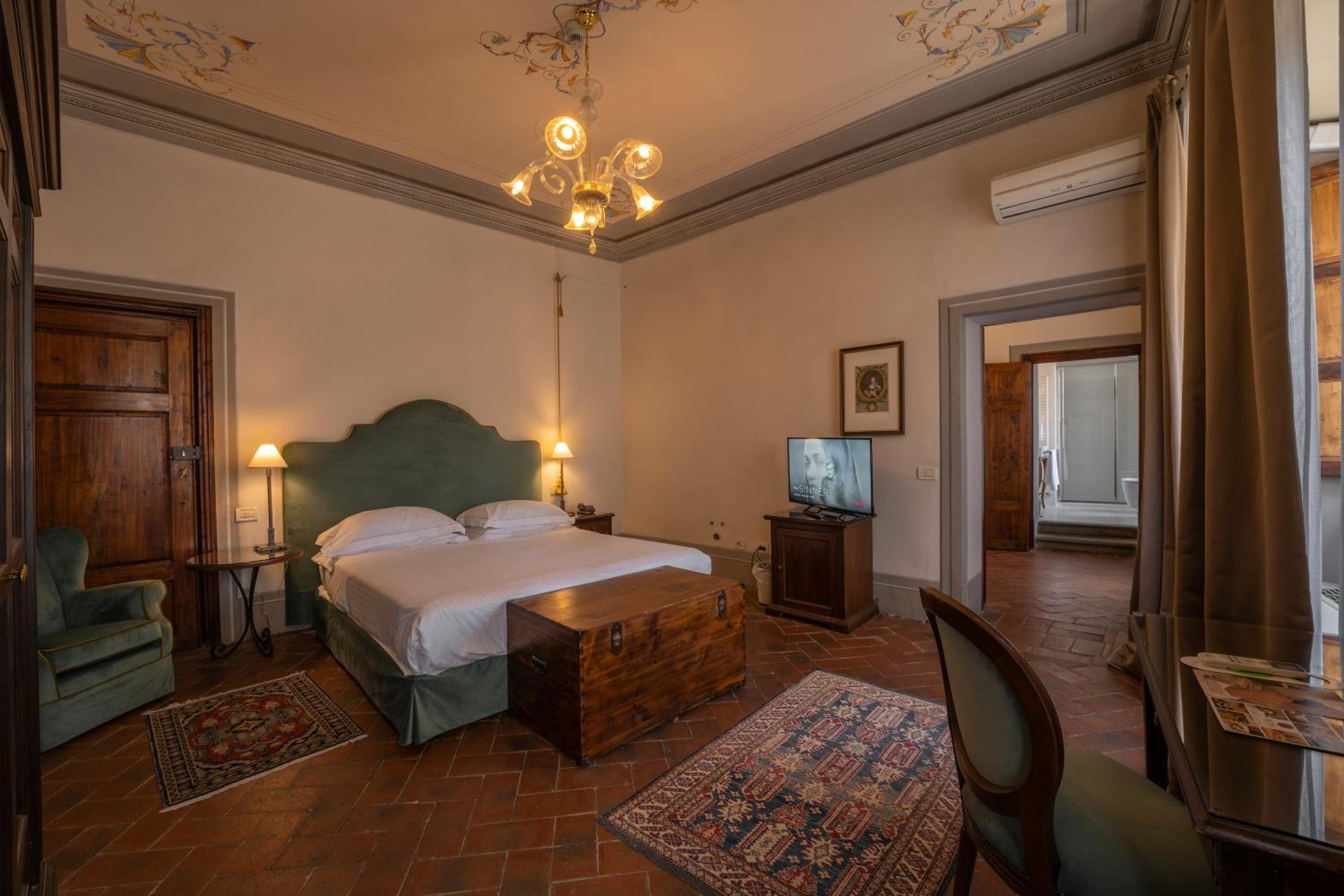 Deluxe Double Room - Photo 1