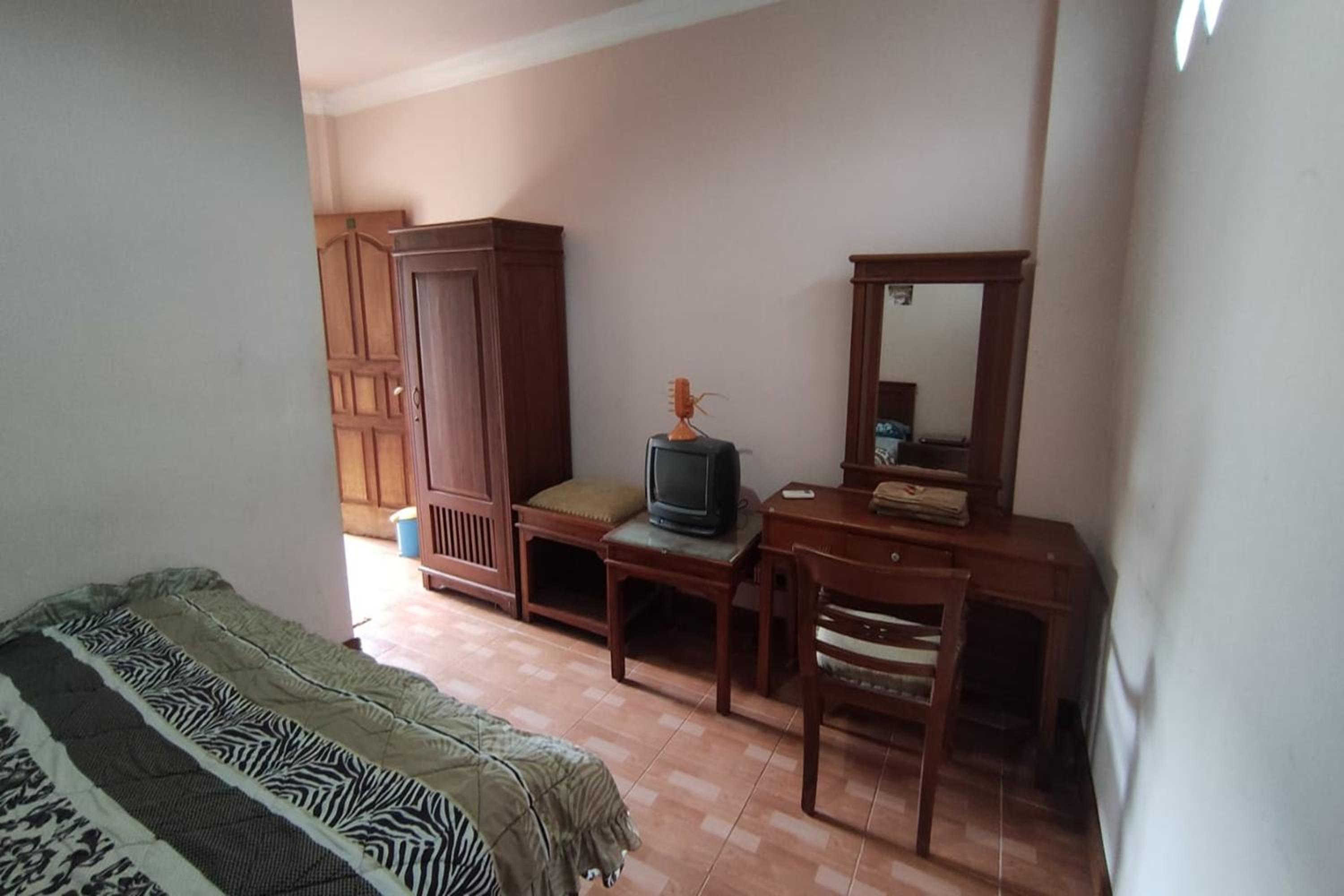 Standard Double Room - Photo 12
